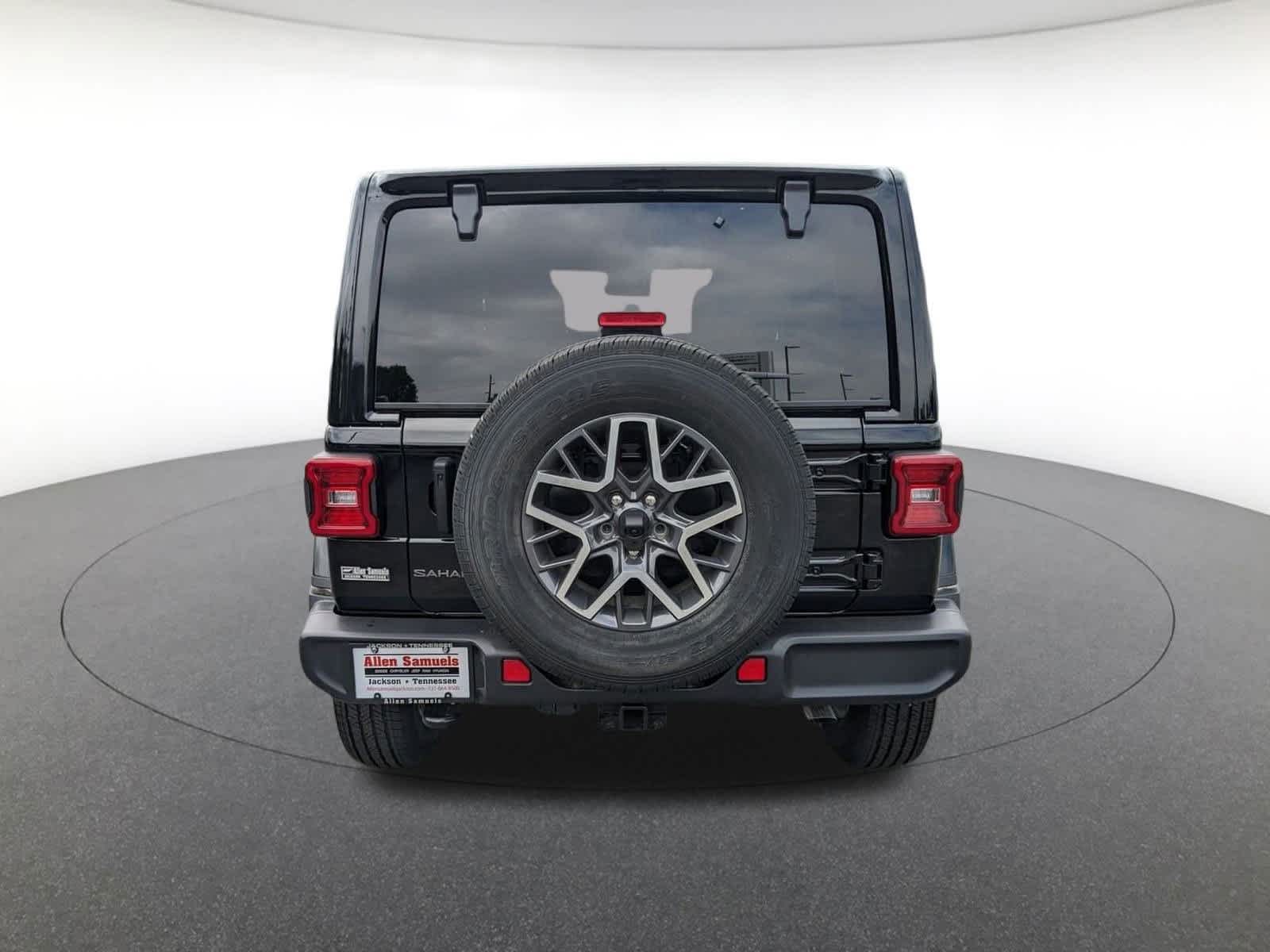 new 2025 Jeep Wrangler car, priced at $55,697