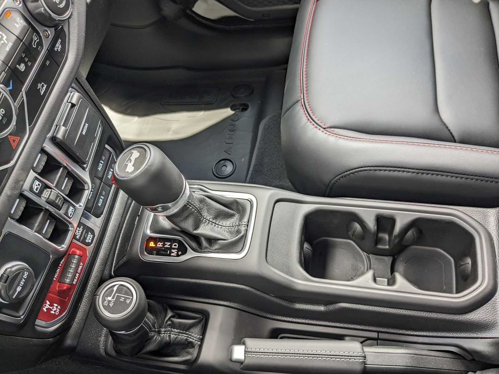 new 2025 Jeep Wrangler car, priced at $59,131