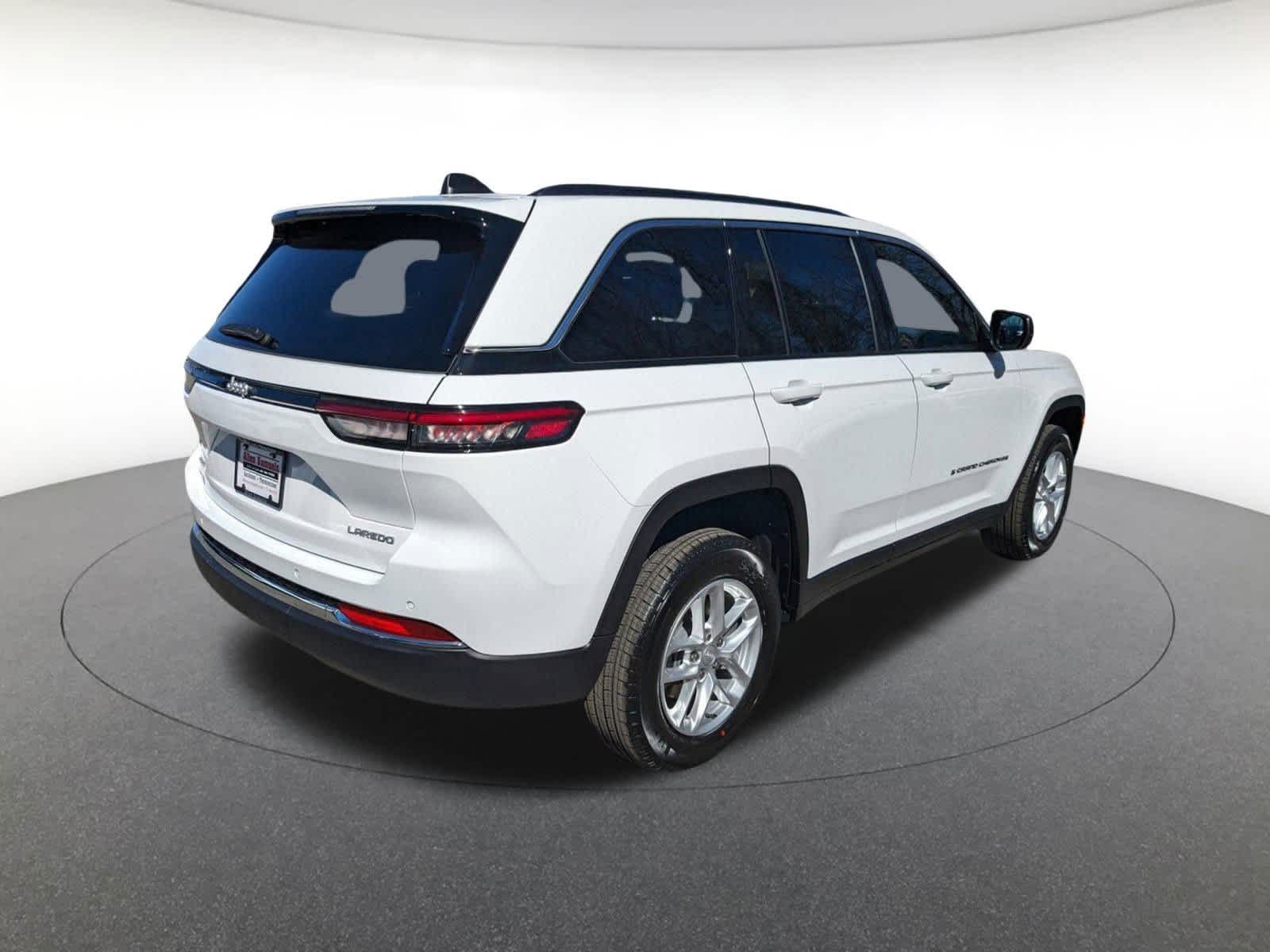 new 2025 Jeep Grand Cherokee car, priced at $41,292