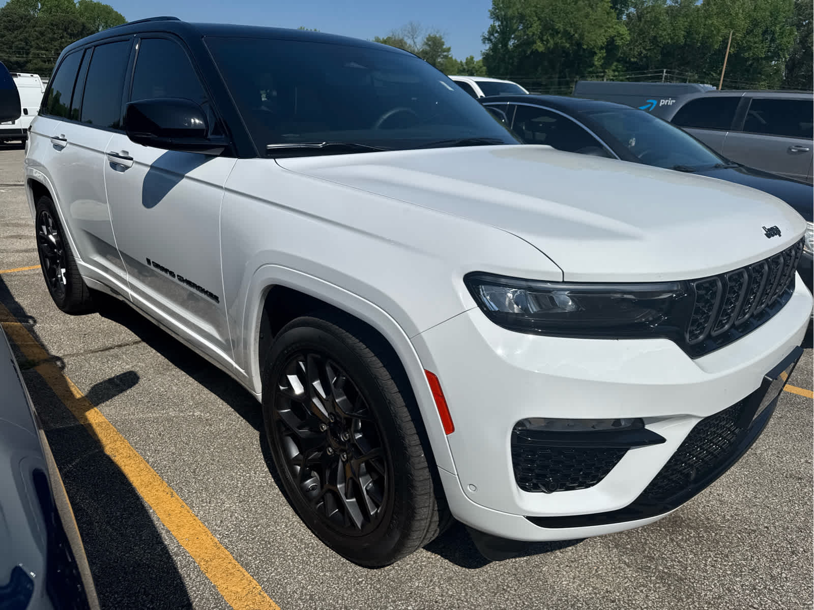used 2025 Jeep Grand Cherokee car, priced at $59,500