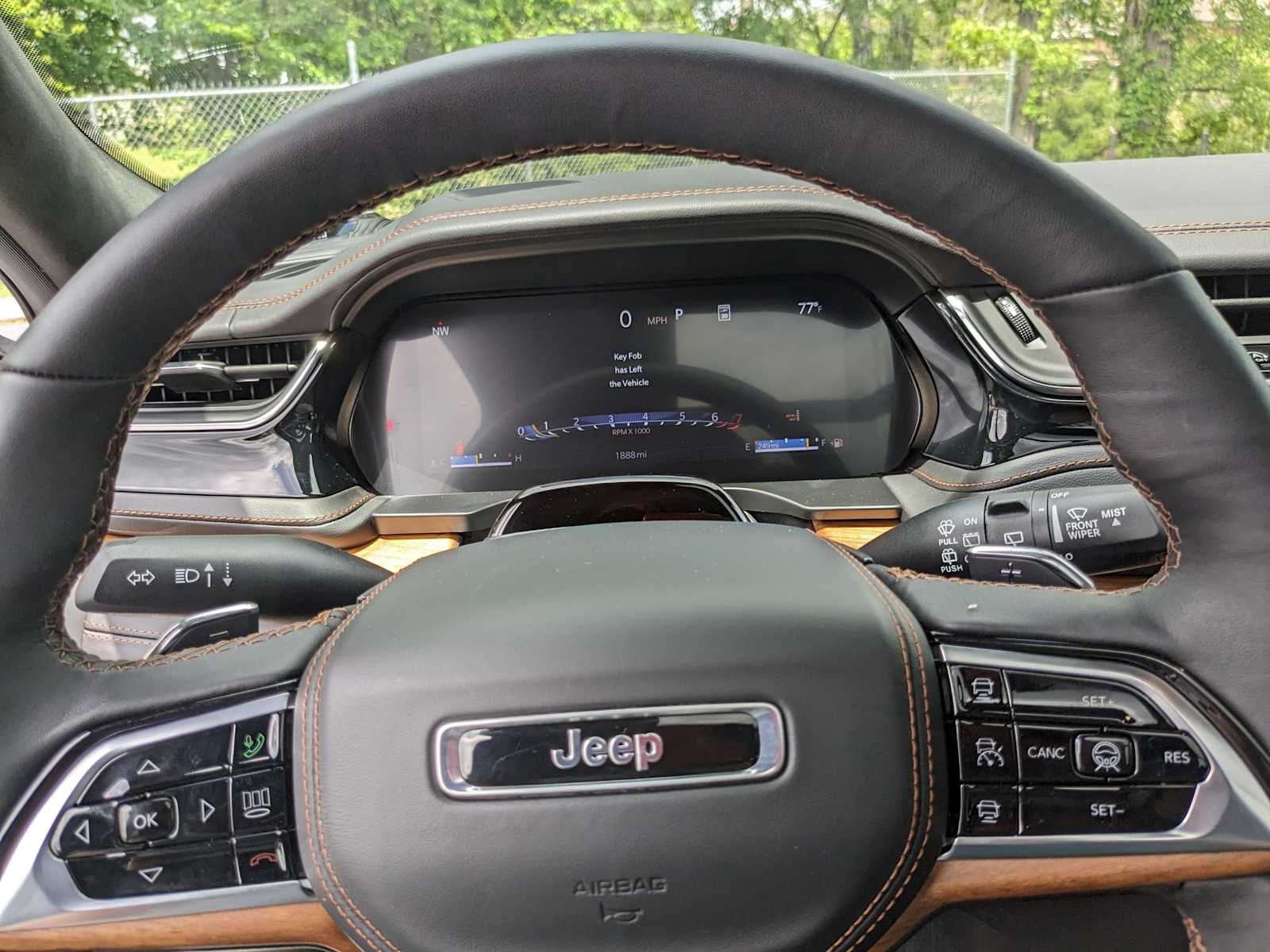 used 2025 Jeep Grand Cherokee car, priced at $59,500
