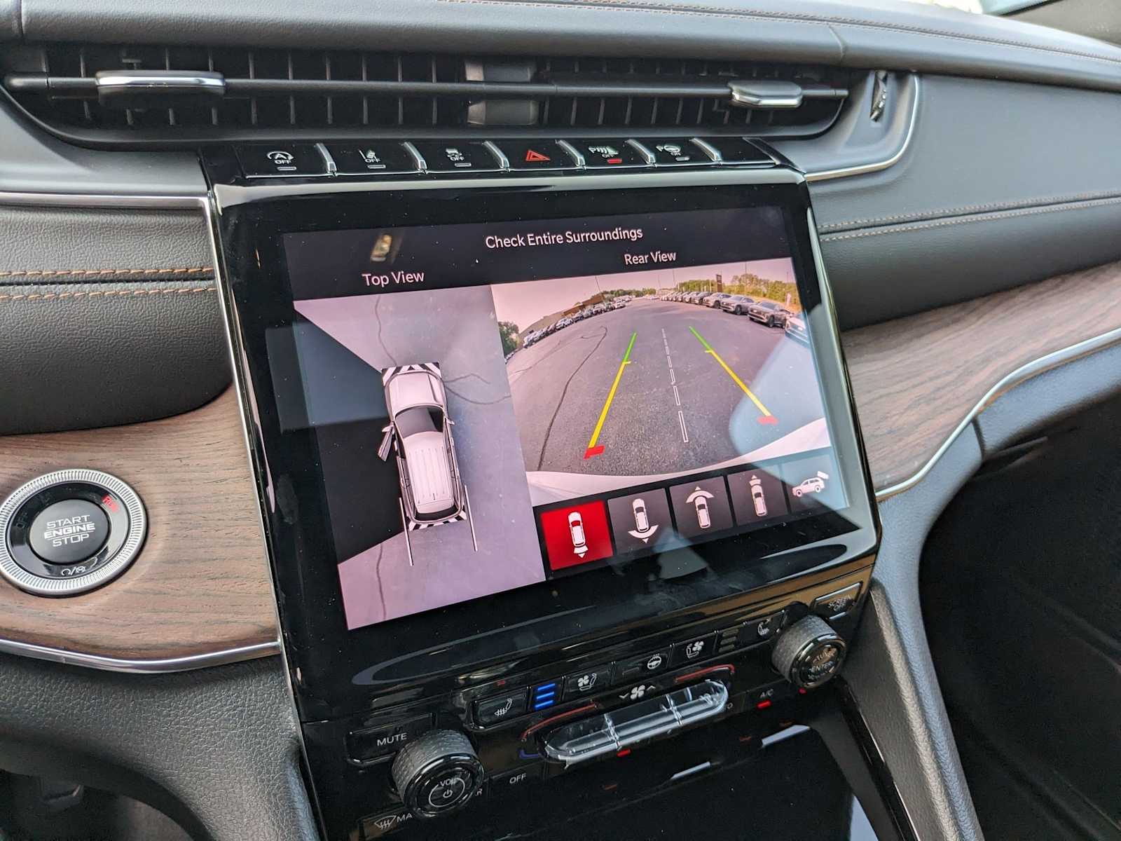 new 2025 Jeep Grand Cherokee car, priced at $63,985