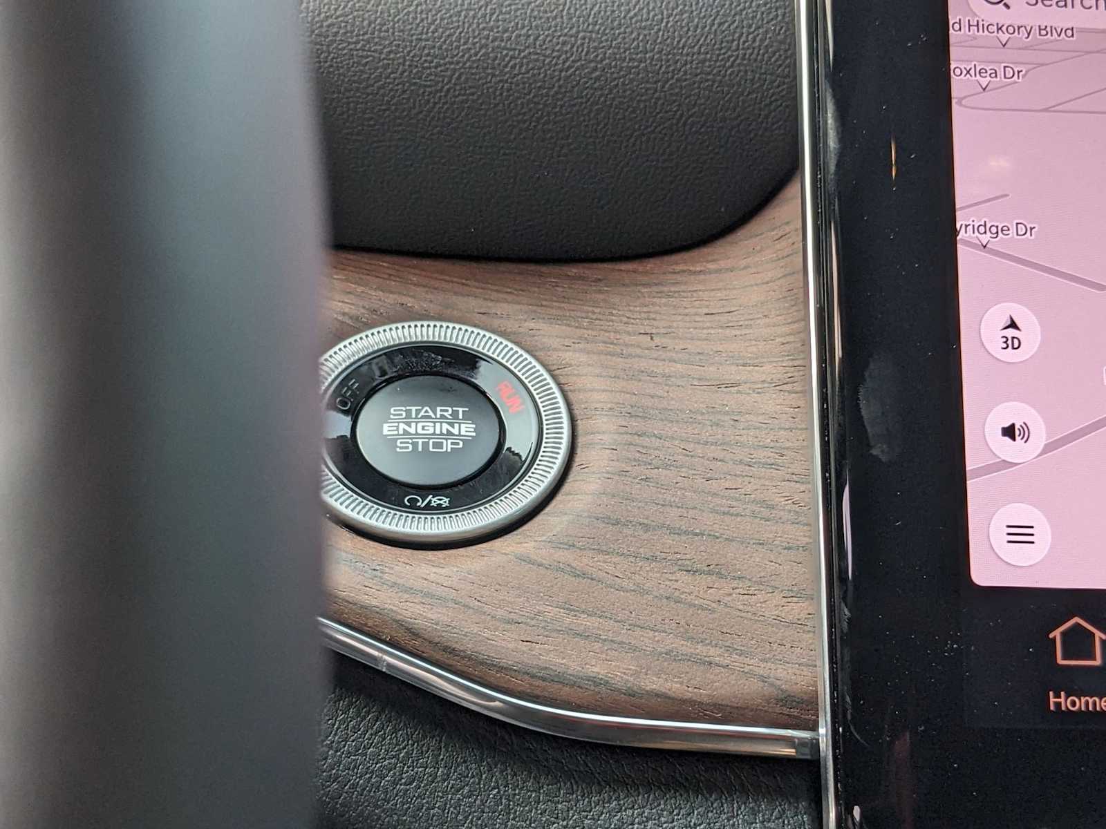 new 2025 Jeep Grand Cherokee car, priced at $63,985