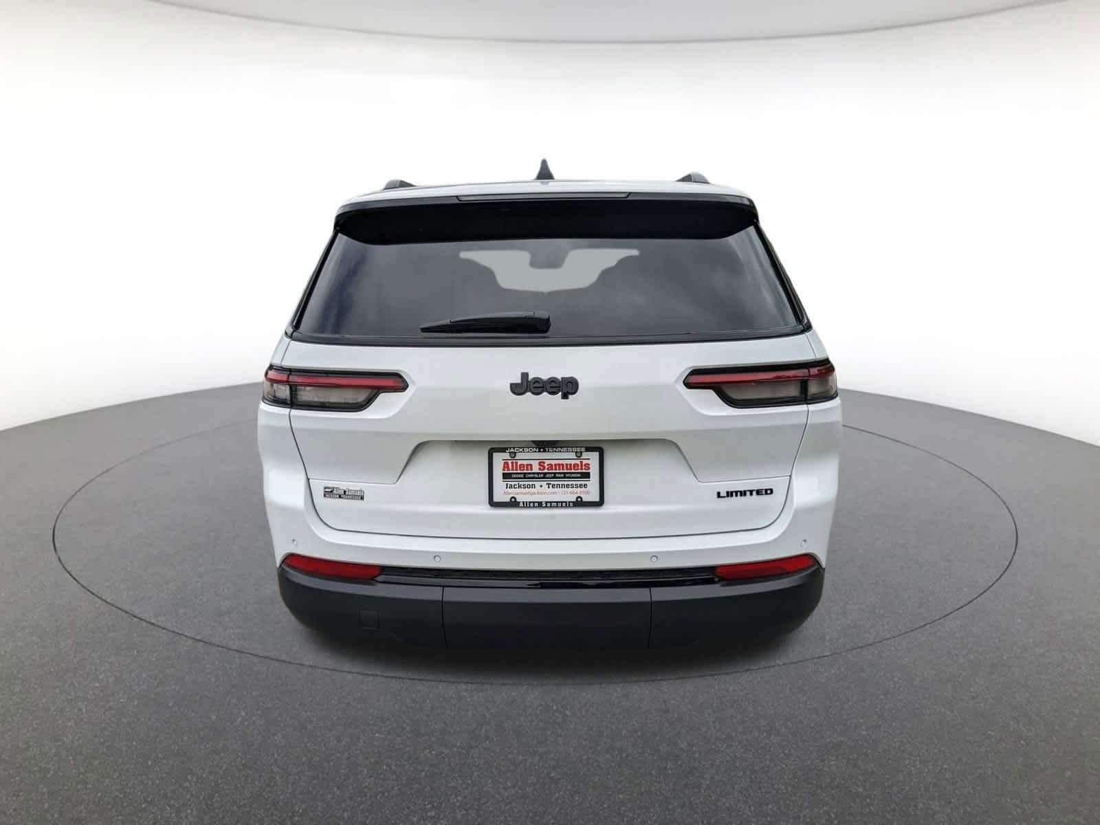 new 2025 Jeep Grand Cherokee L car, priced at $48,000