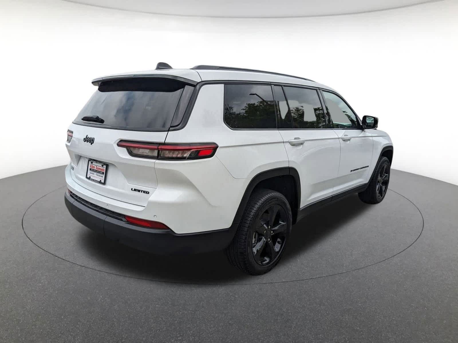 new 2025 Jeep Grand Cherokee L car, priced at $48,000