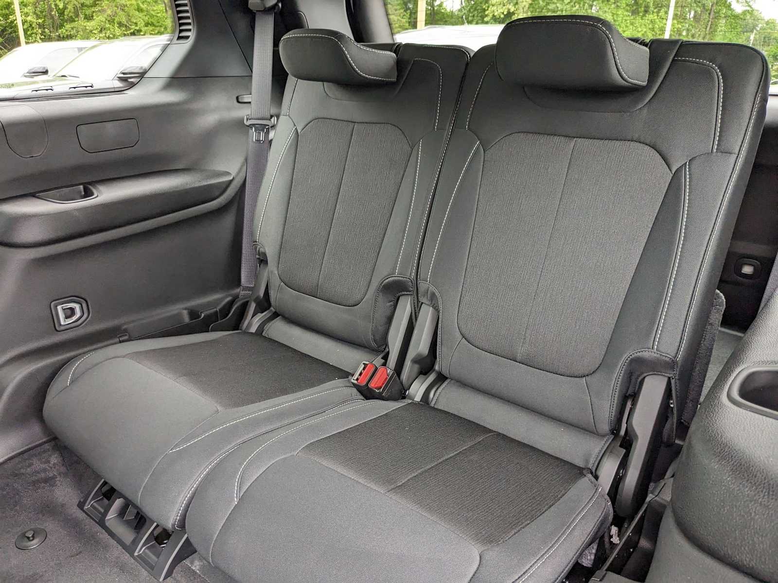 new 2025 Jeep Grand Cherokee L car, priced at $42,477
