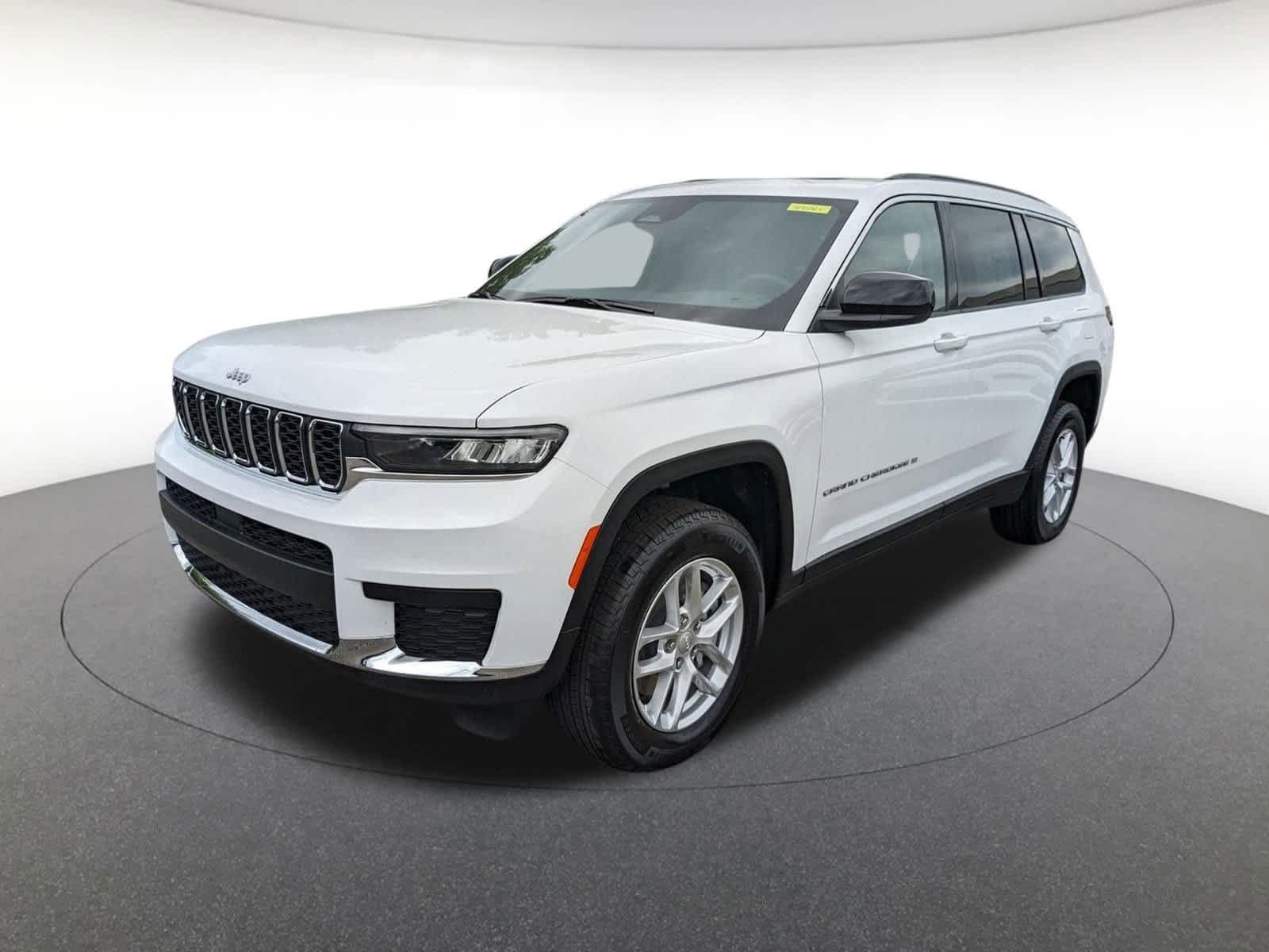 new 2025 Jeep Grand Cherokee L car, priced at $42,477