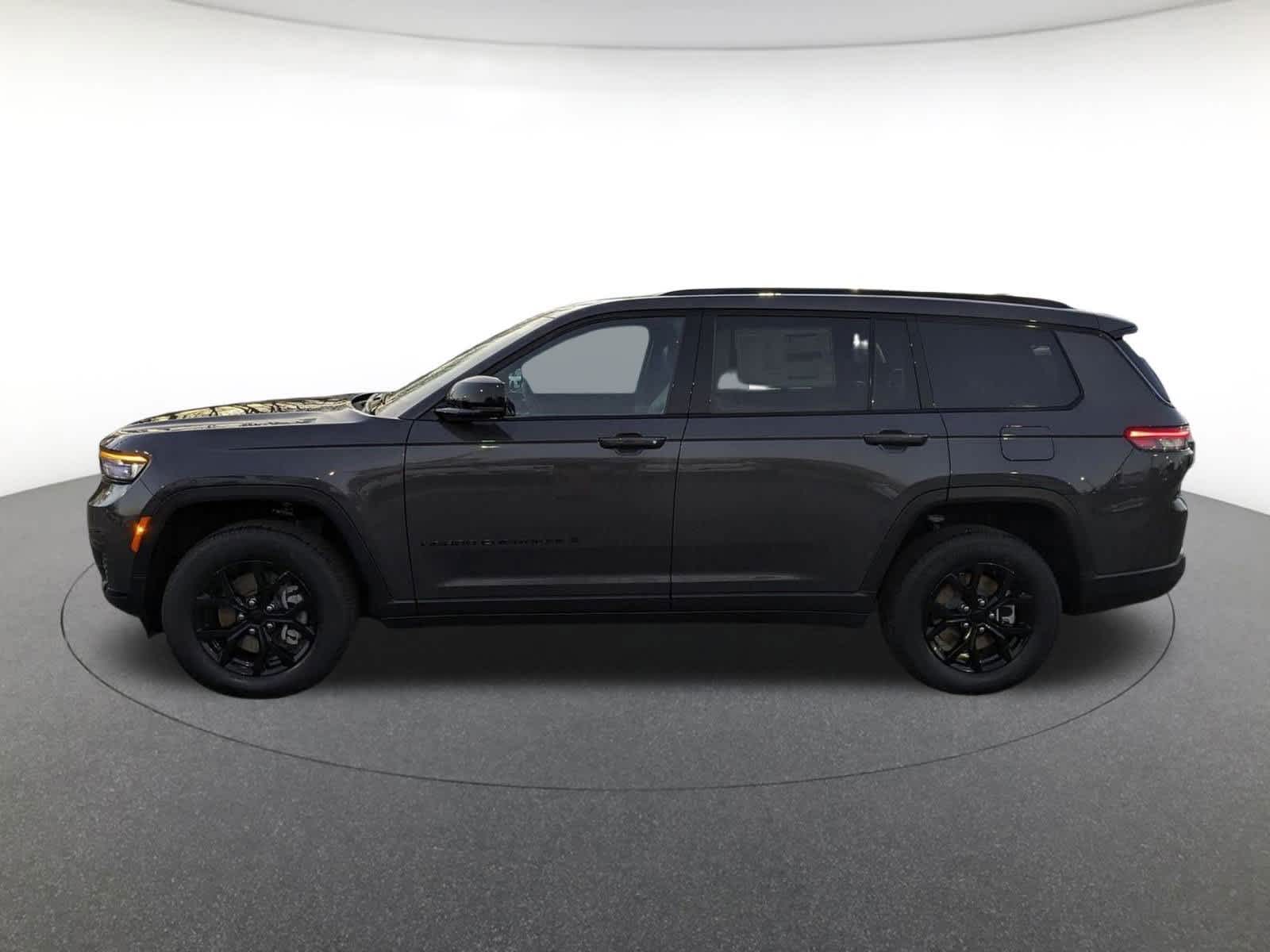 new 2025 Jeep Grand Cherokee L car, priced at $47,093