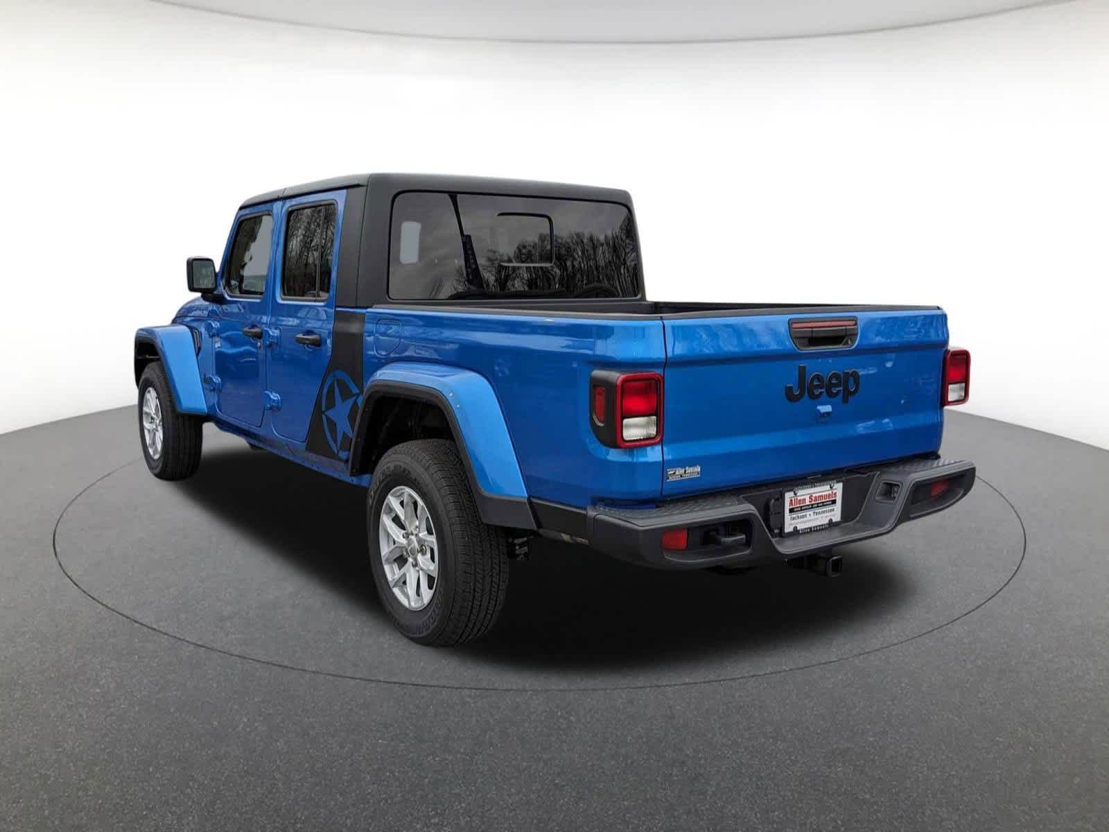 new 2023 Jeep Gladiator car, priced at $38,000