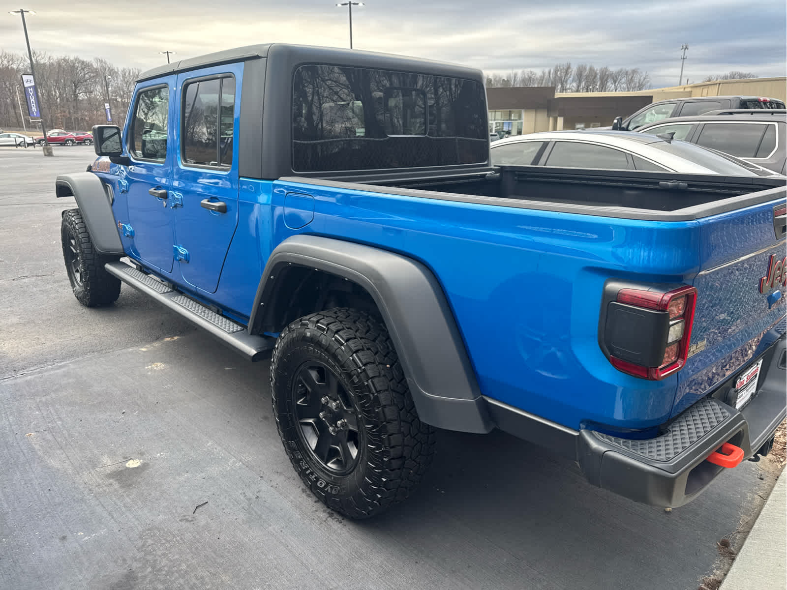 used 2021 Jeep Gladiator car, priced at $33,500