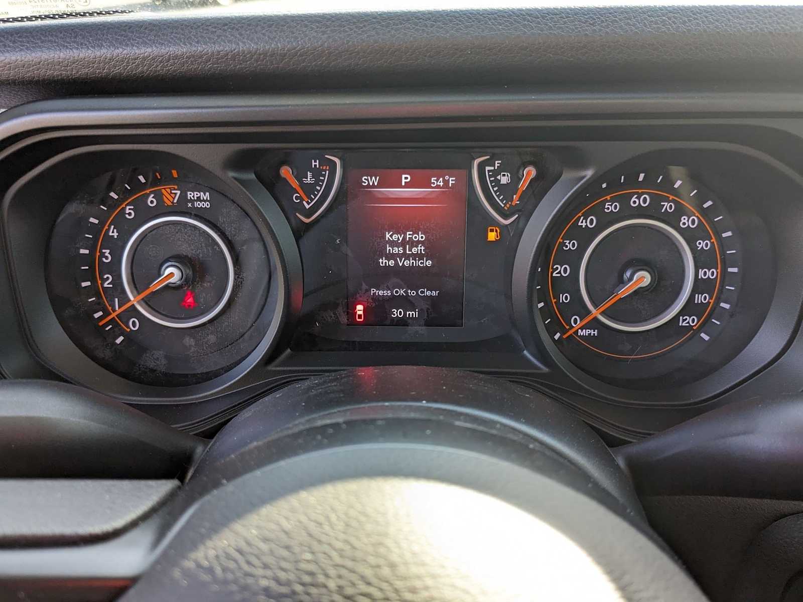 new 2025 Jeep Gladiator car, priced at $43,964