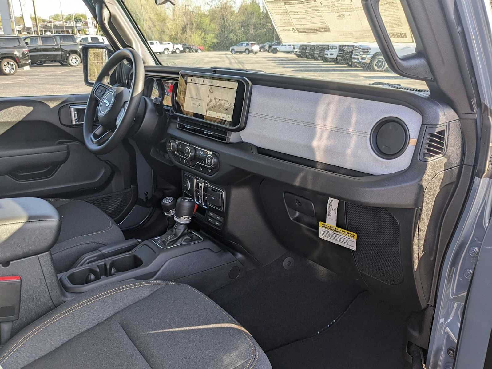 new 2025 Jeep Gladiator car, priced at $43,964