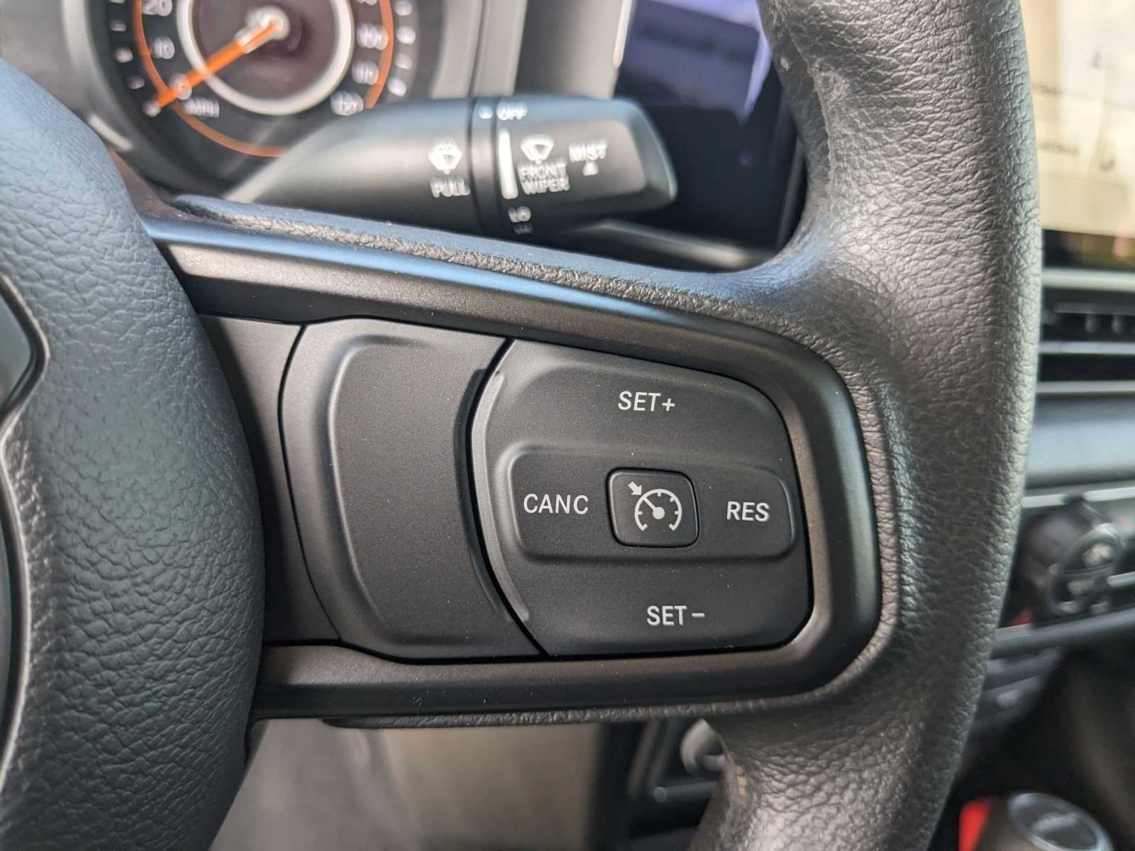 new 2025 Jeep Gladiator car, priced at $43,446