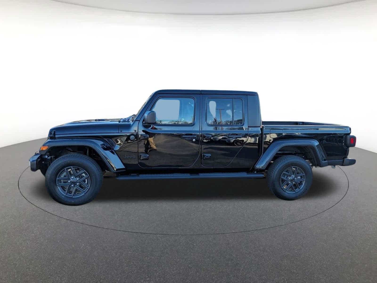 new 2025 Jeep Gladiator car, priced at $49,630