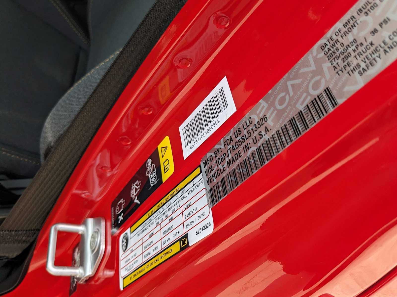 new 2025 Jeep Gladiator car, priced at $43,964