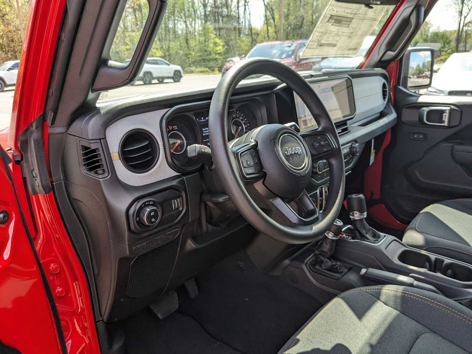 new 2025 Jeep Gladiator car, priced at $43,964
