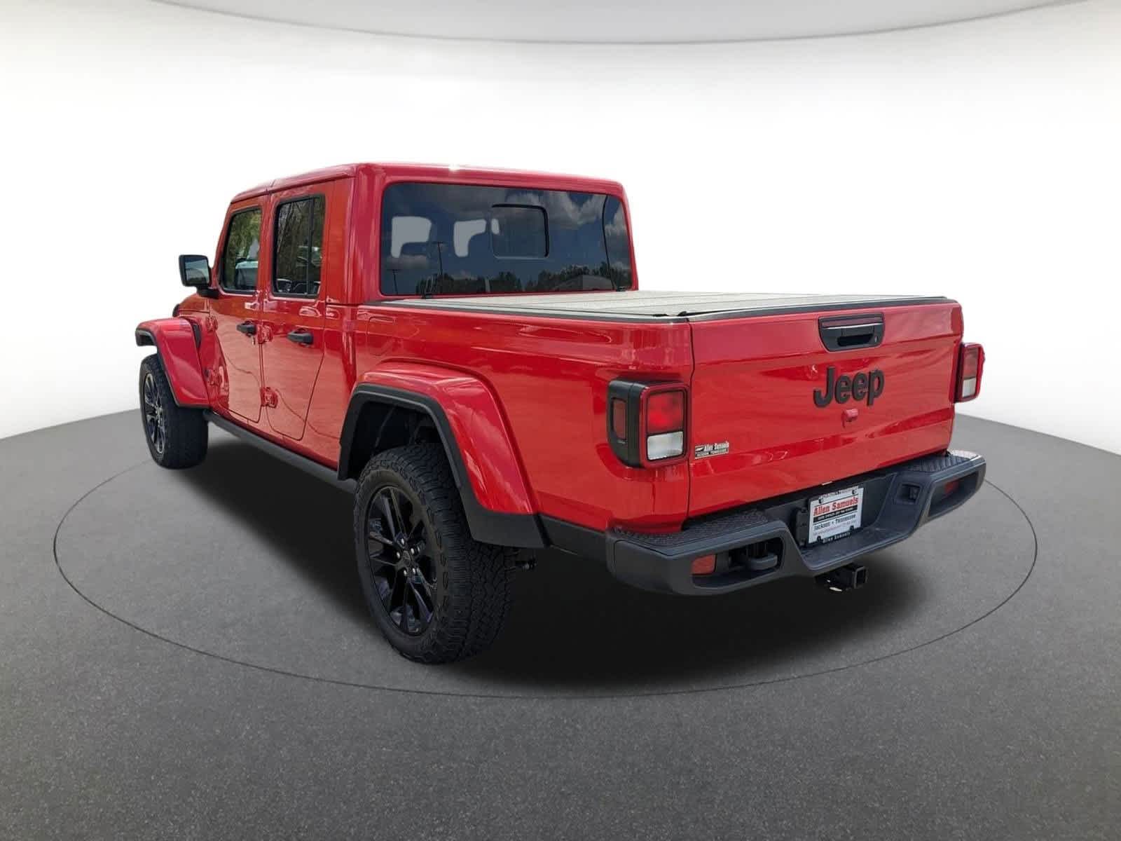 new 2025 Jeep Gladiator car, priced at $43,964