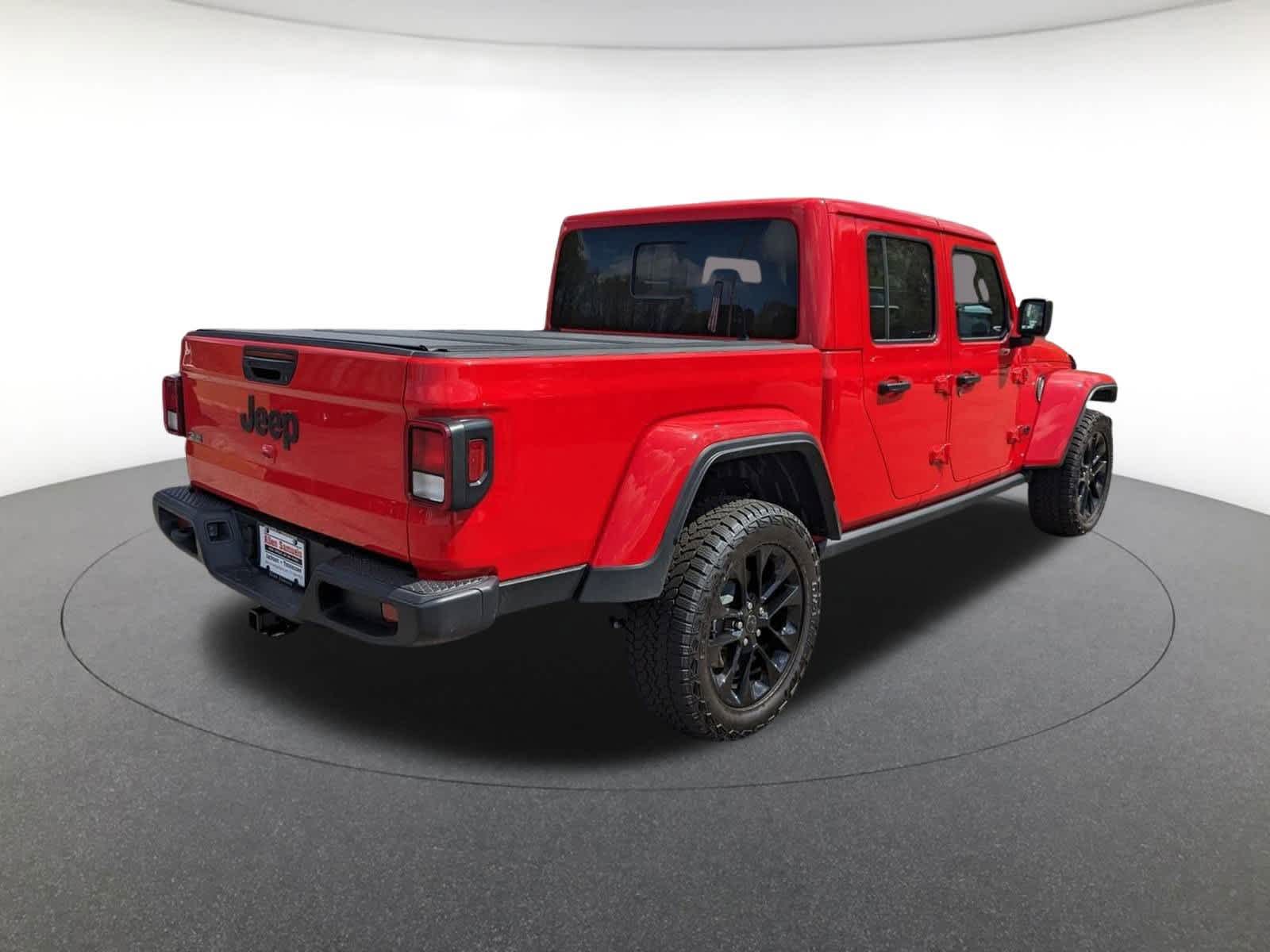 new 2025 Jeep Gladiator car, priced at $43,964