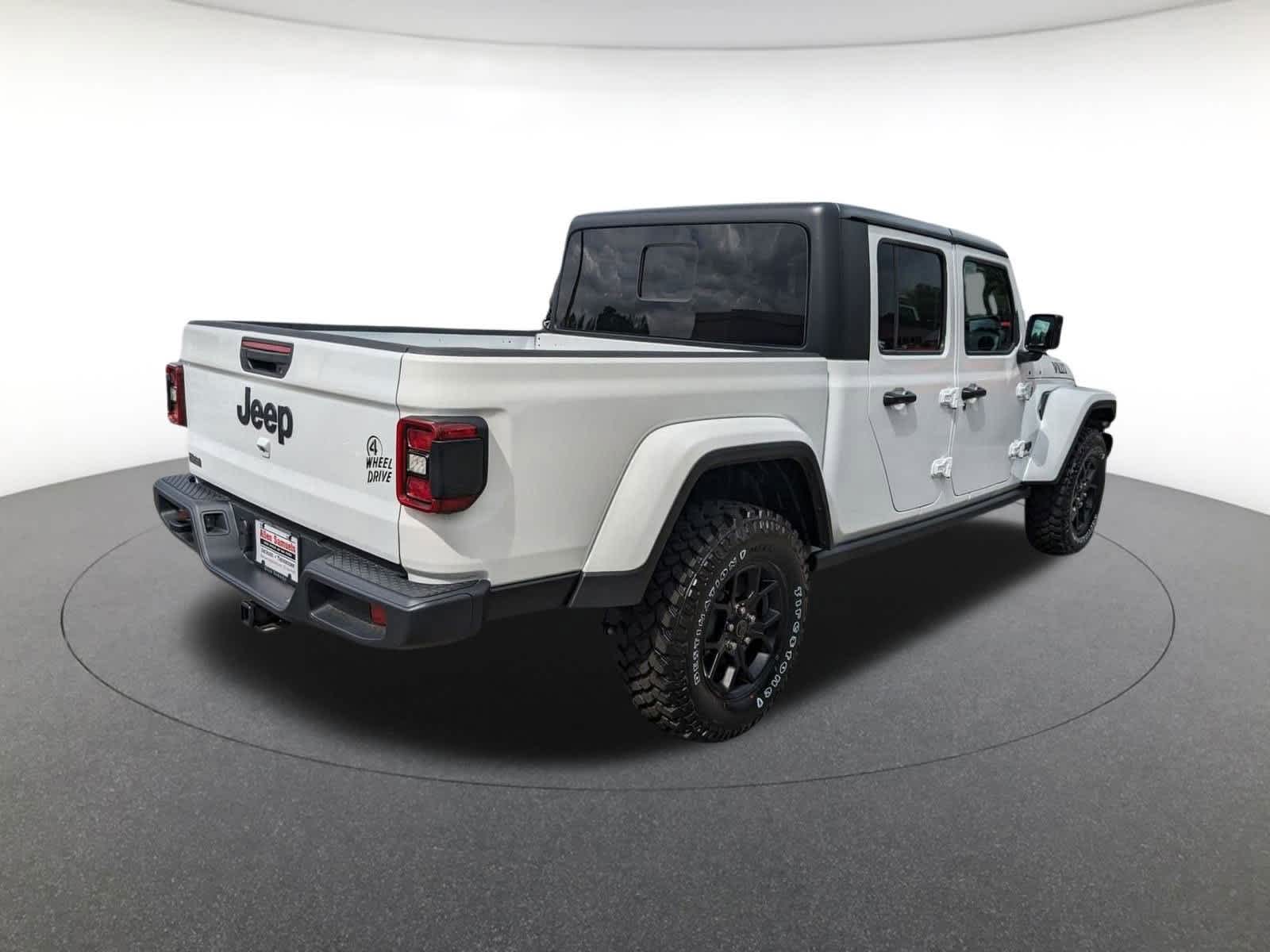 new 2025 Jeep Gladiator car, priced at $47,752