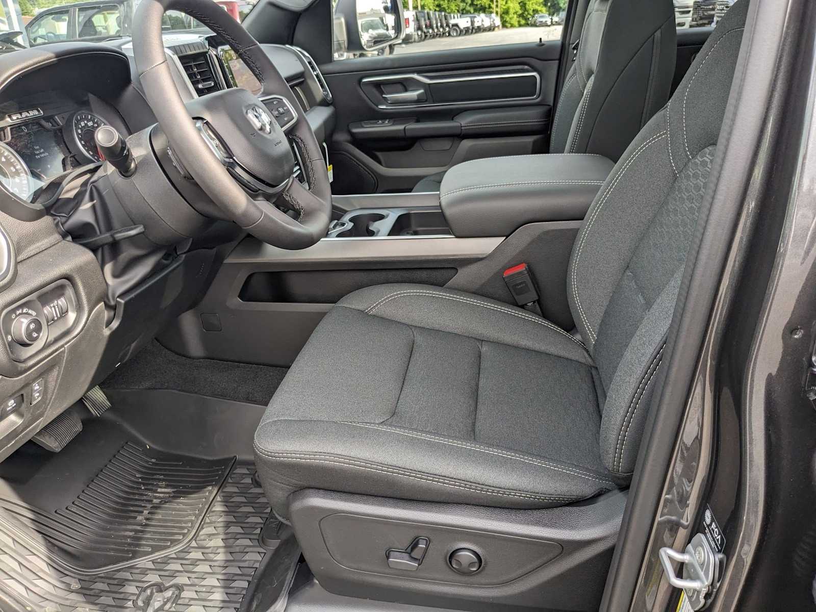 new 2025 Ram 1500 car, priced at $56,618