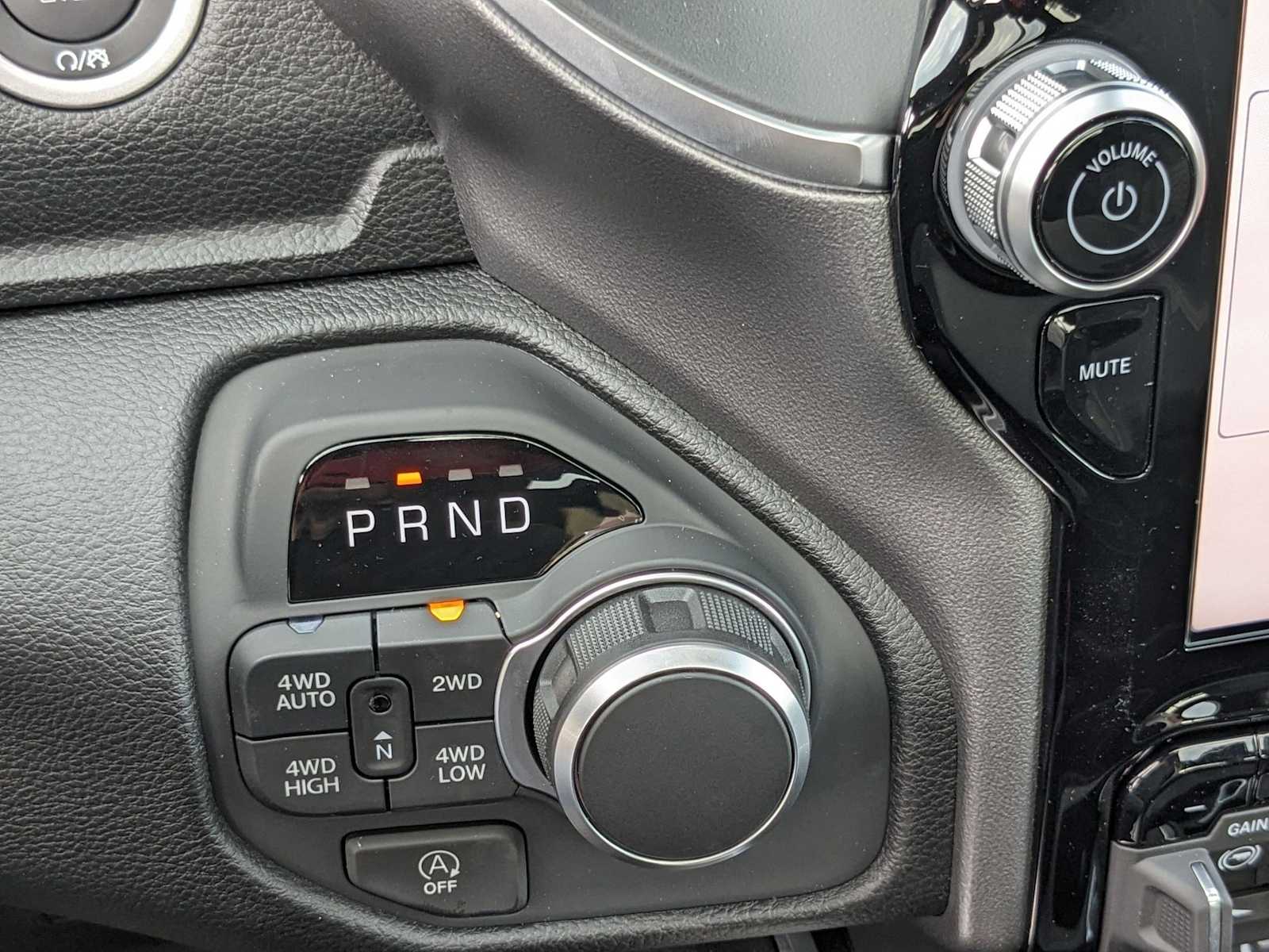 new 2025 Ram 1500 car, priced at $56,618