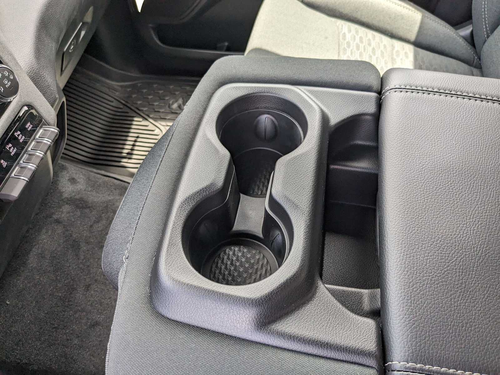 new 2025 Ram 1500 car, priced at $53,663