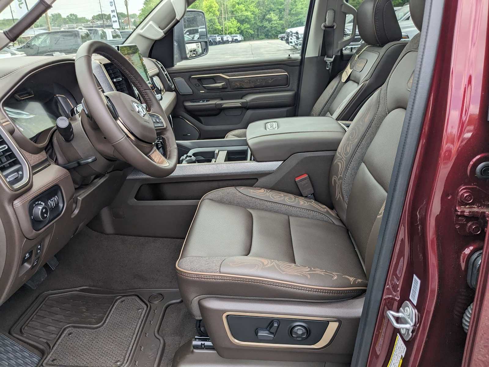 new 2025 Ram 1500 car, priced at $81,839