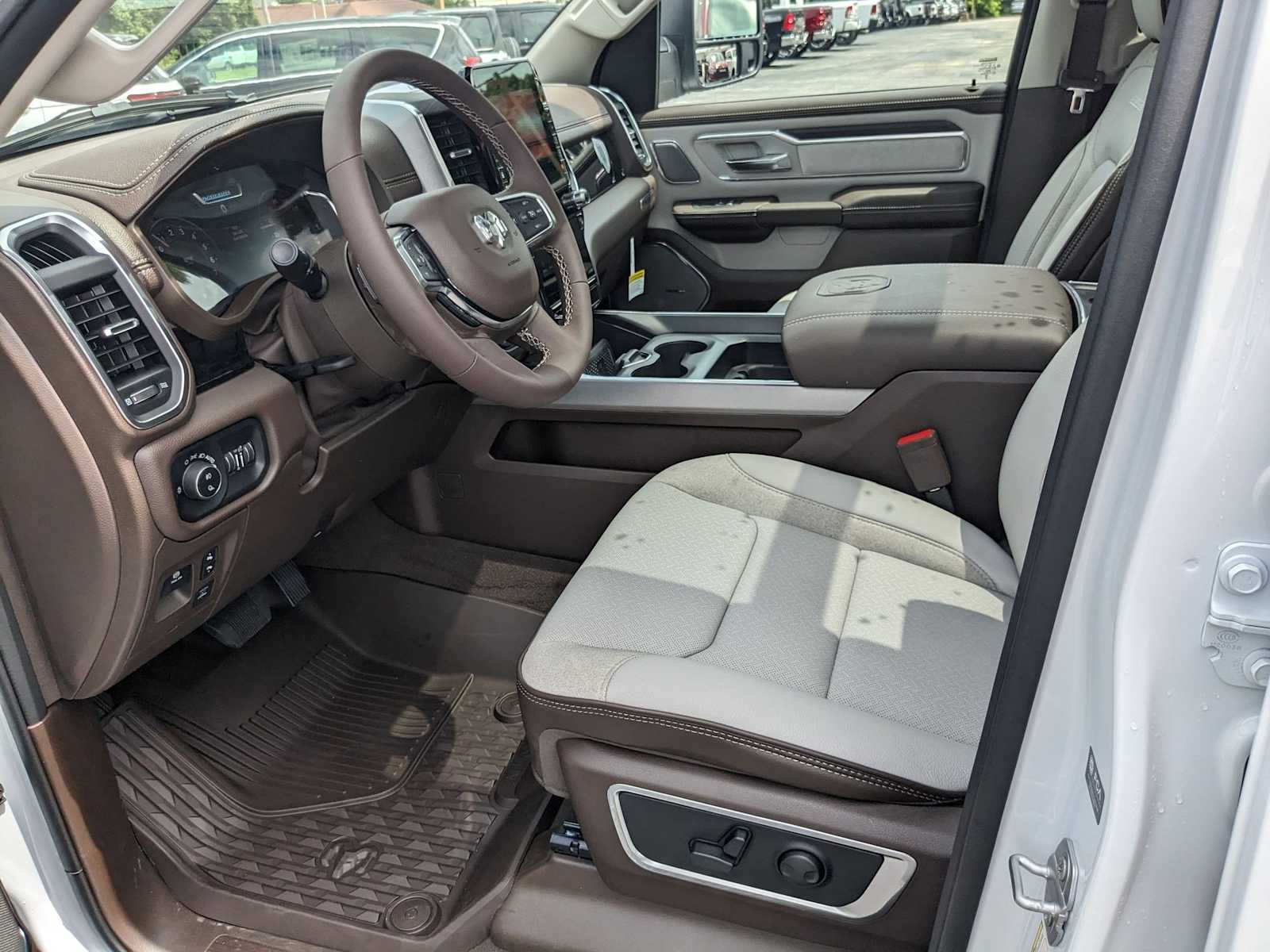 new 2025 Ram 1500 car, priced at $76,055