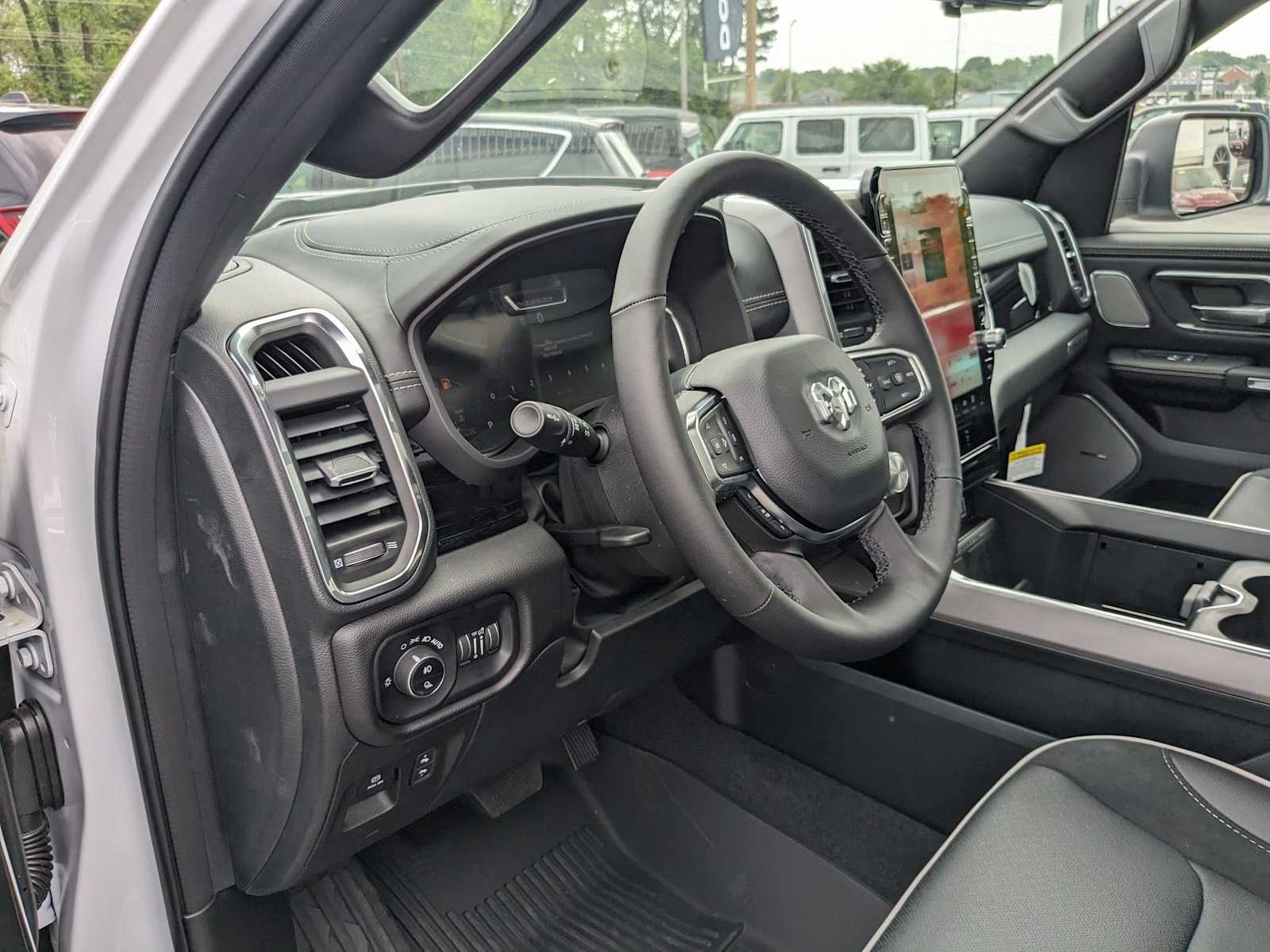 new 2025 Ram 1500 car, priced at $72,463
