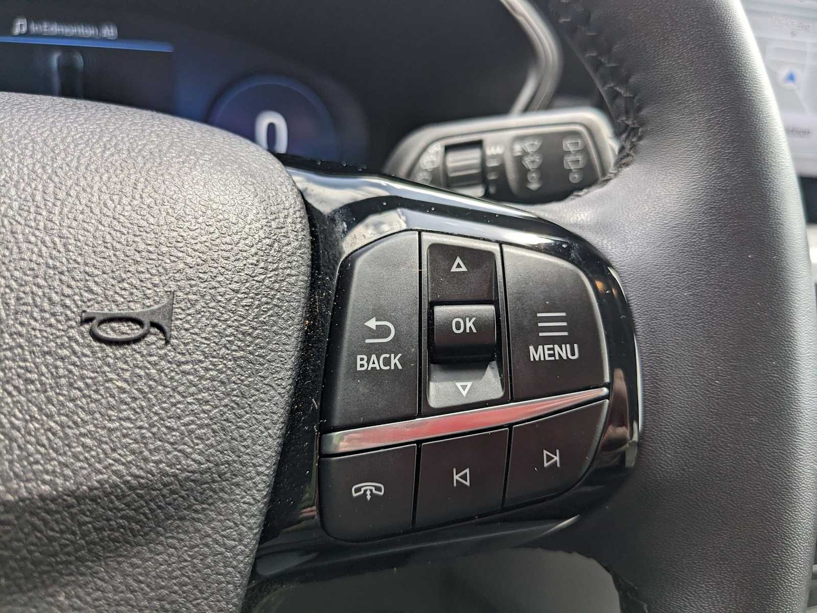 used 2023 Ford Escape car, priced at $25,250