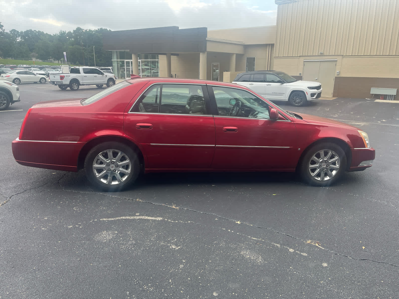 used 2009 Cadillac DTS car, priced at $10,900