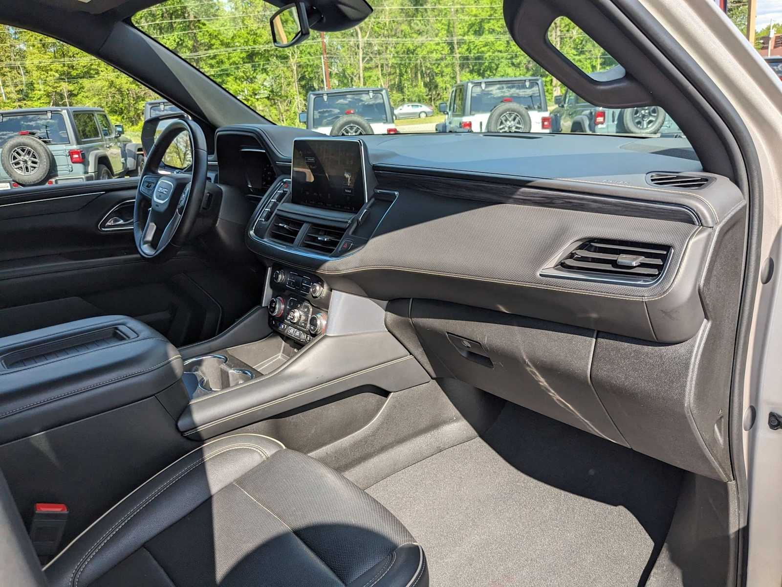 used 2023 GMC Yukon car, priced at $50,500