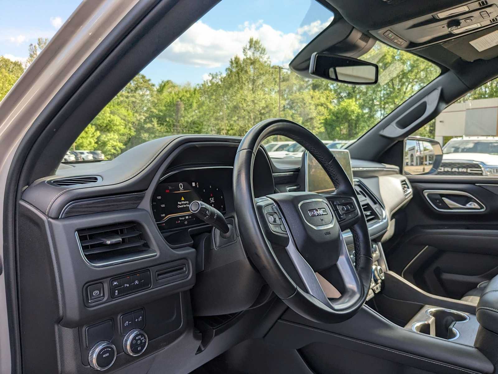 used 2023 GMC Yukon car, priced at $50,500