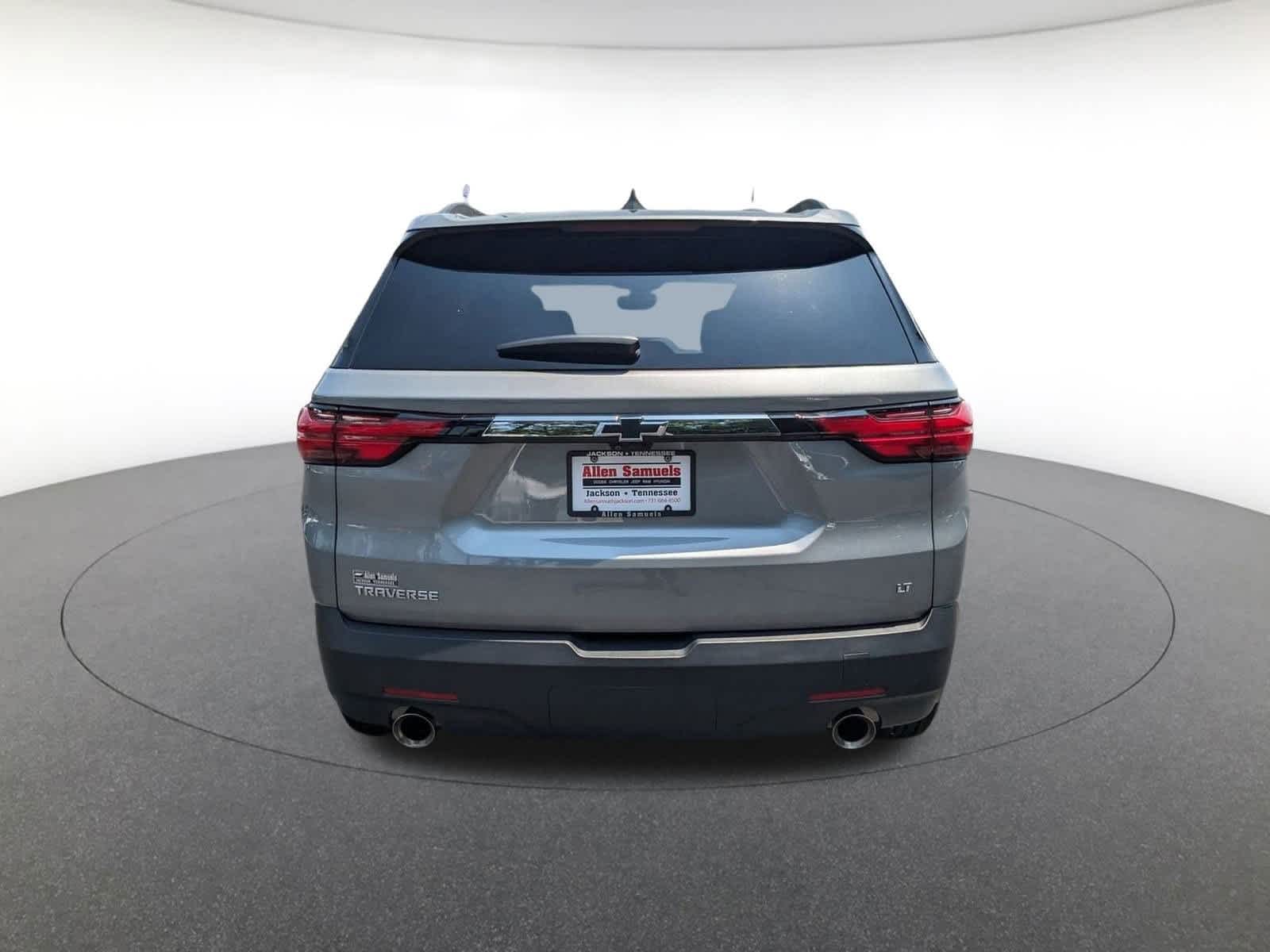 used 2023 Chevrolet Traverse car, priced at $31,000