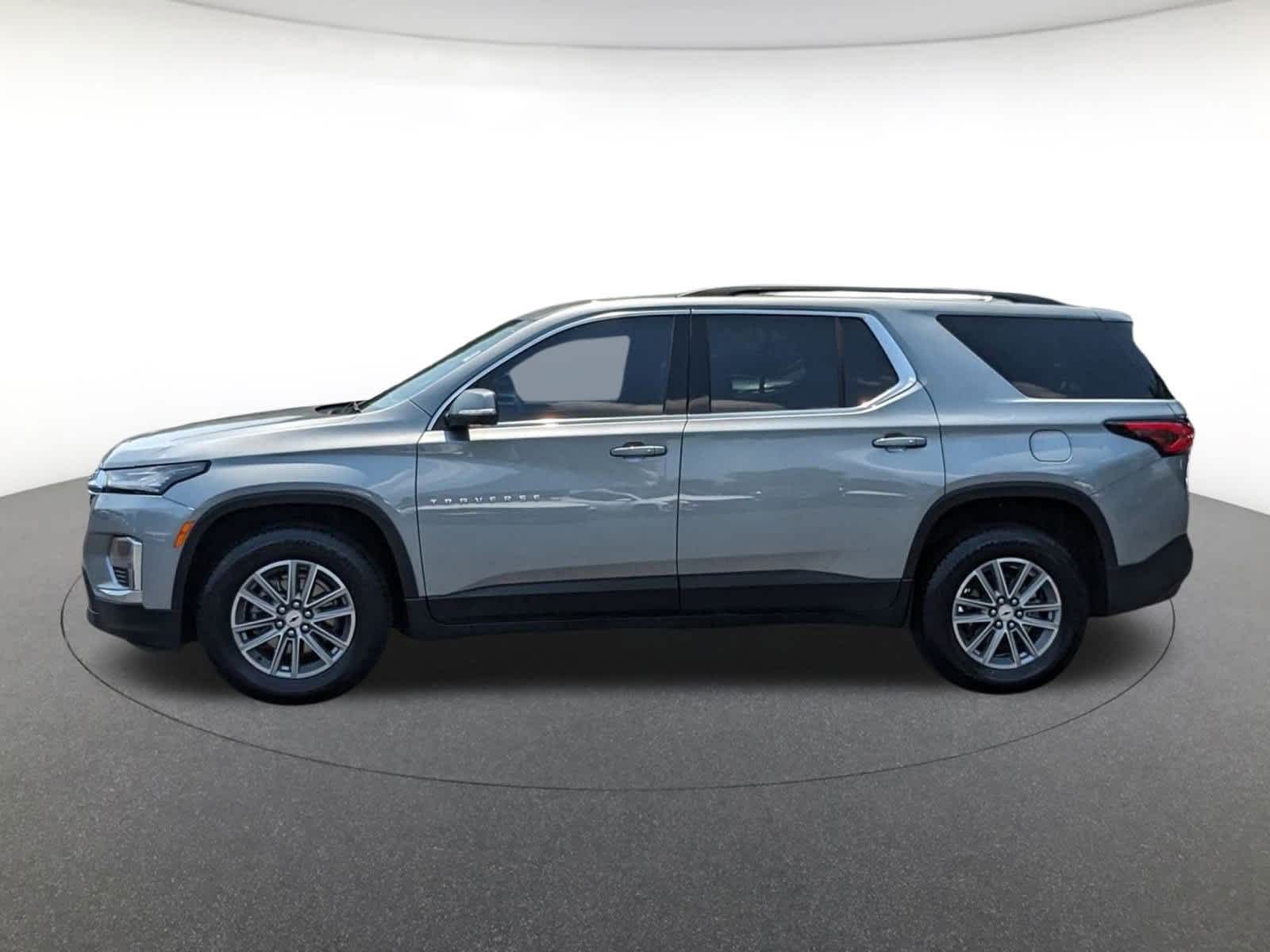 used 2023 Chevrolet Traverse car, priced at $31,000