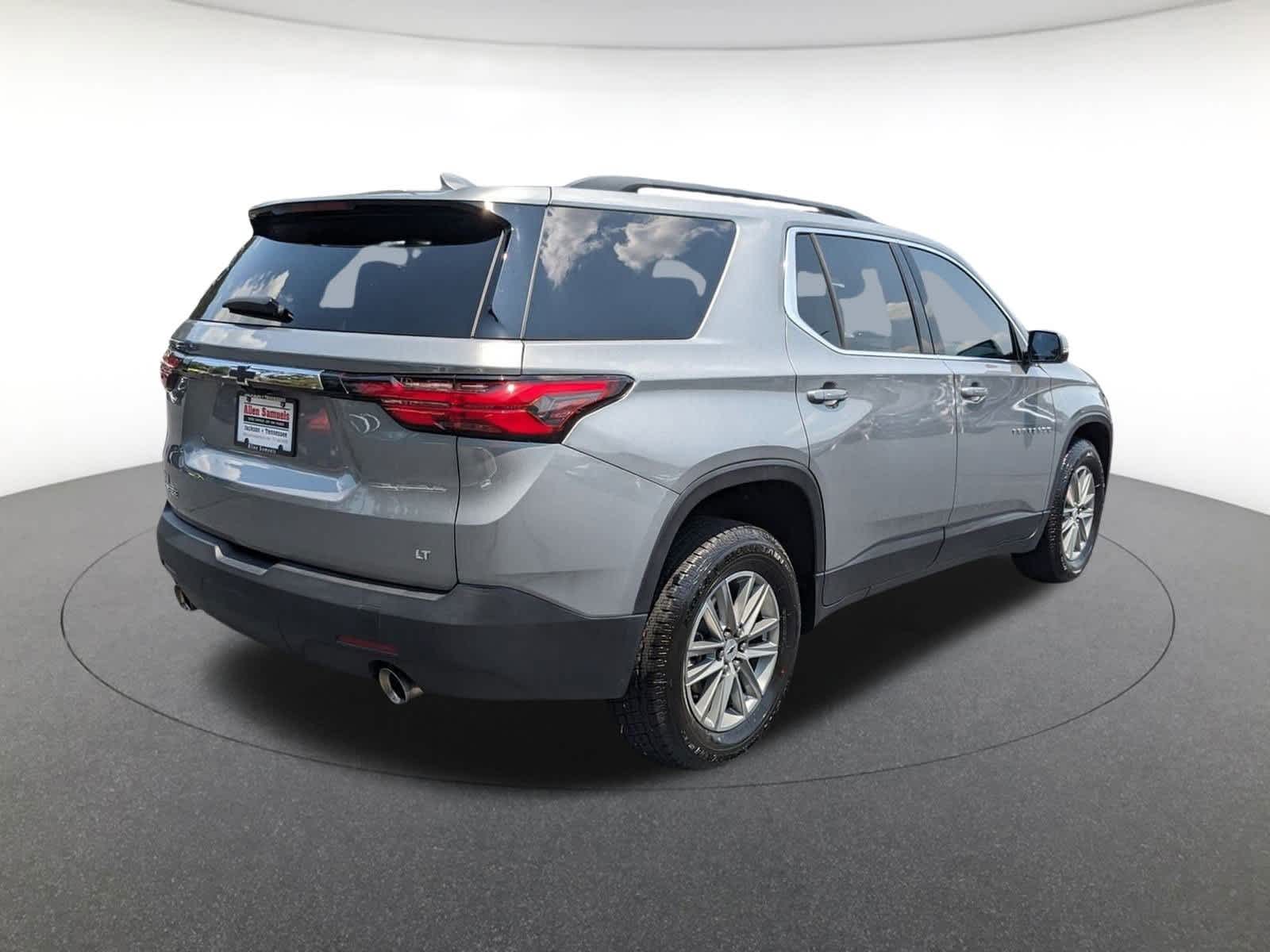 used 2023 Chevrolet Traverse car, priced at $31,000