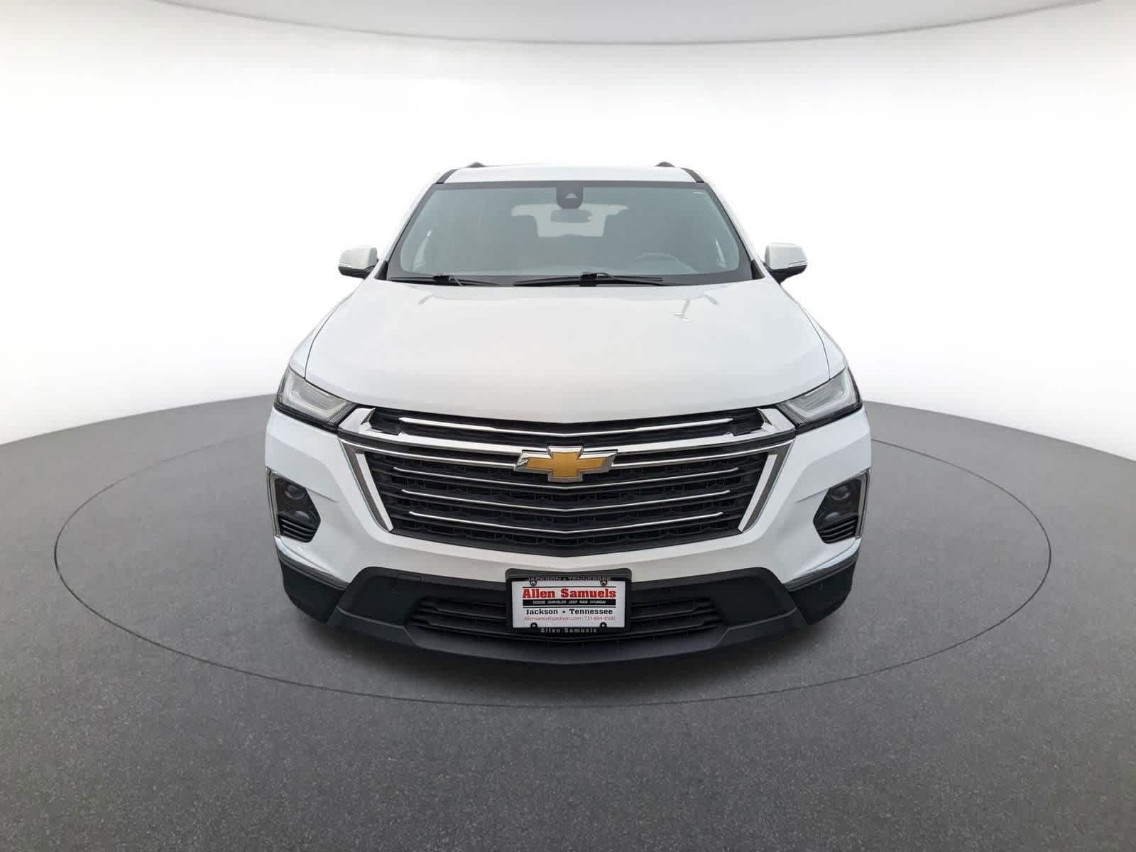 used 2023 Chevrolet Traverse car, priced at $27,330