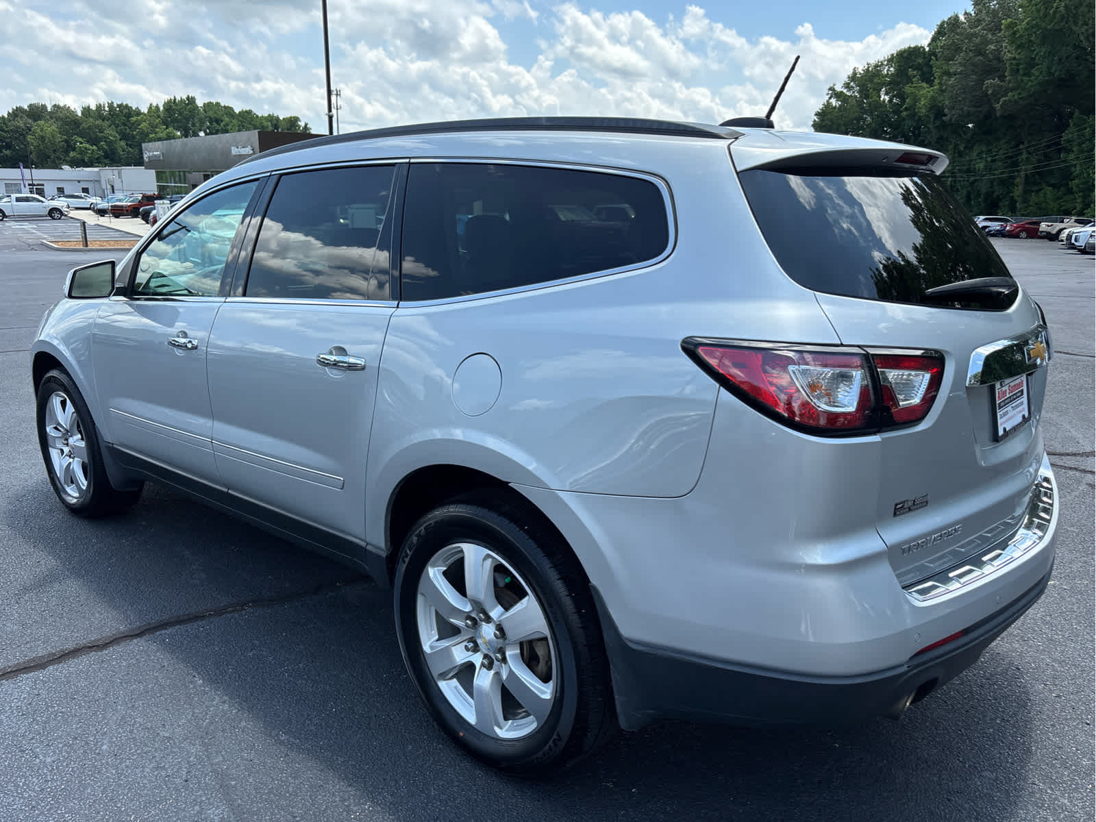 used 2017 Chevrolet Traverse car, priced at $14,900