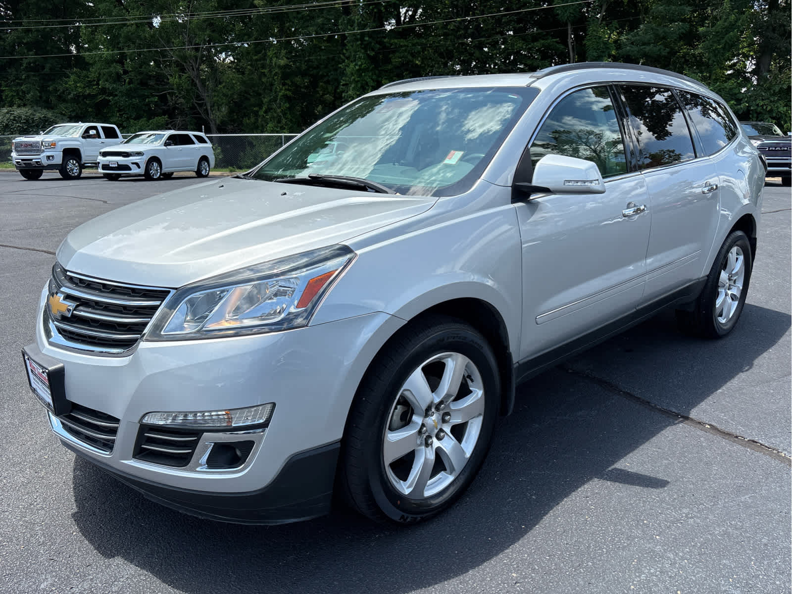 used 2017 Chevrolet Traverse car, priced at $14,900
