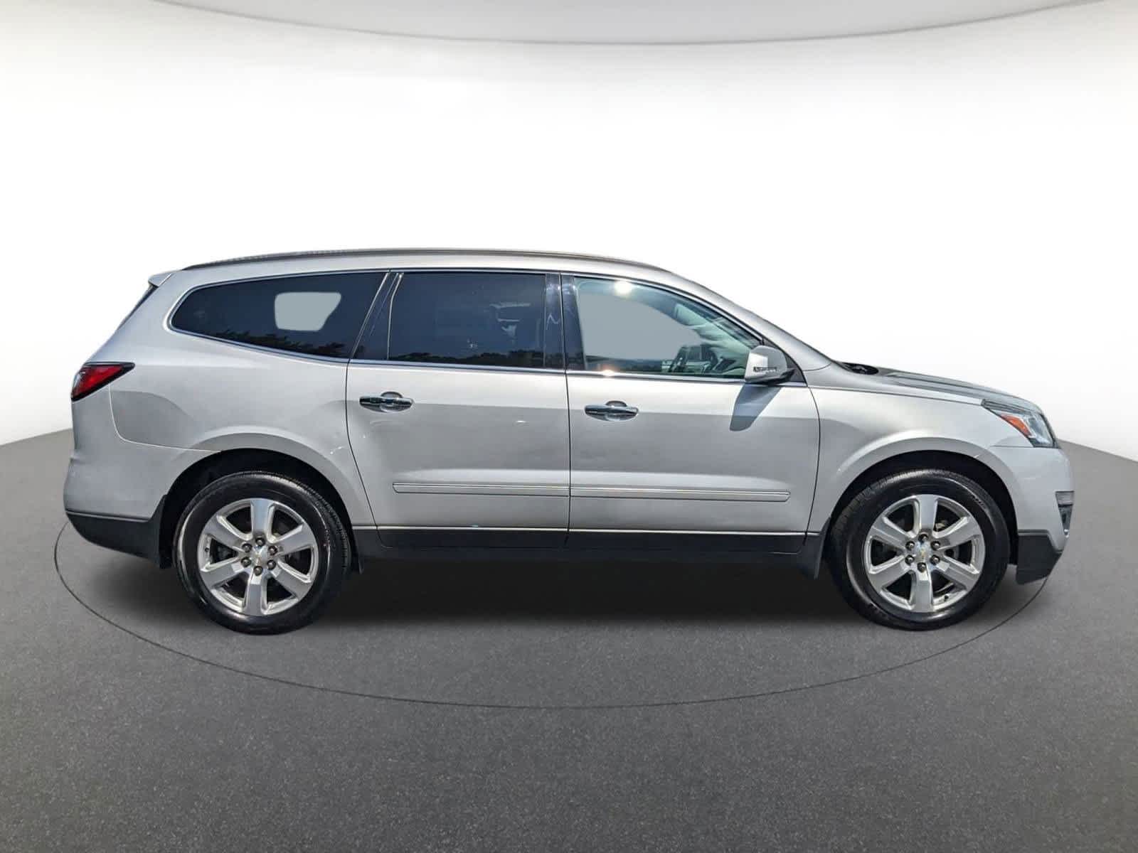 used 2017 Chevrolet Traverse car, priced at $14,900