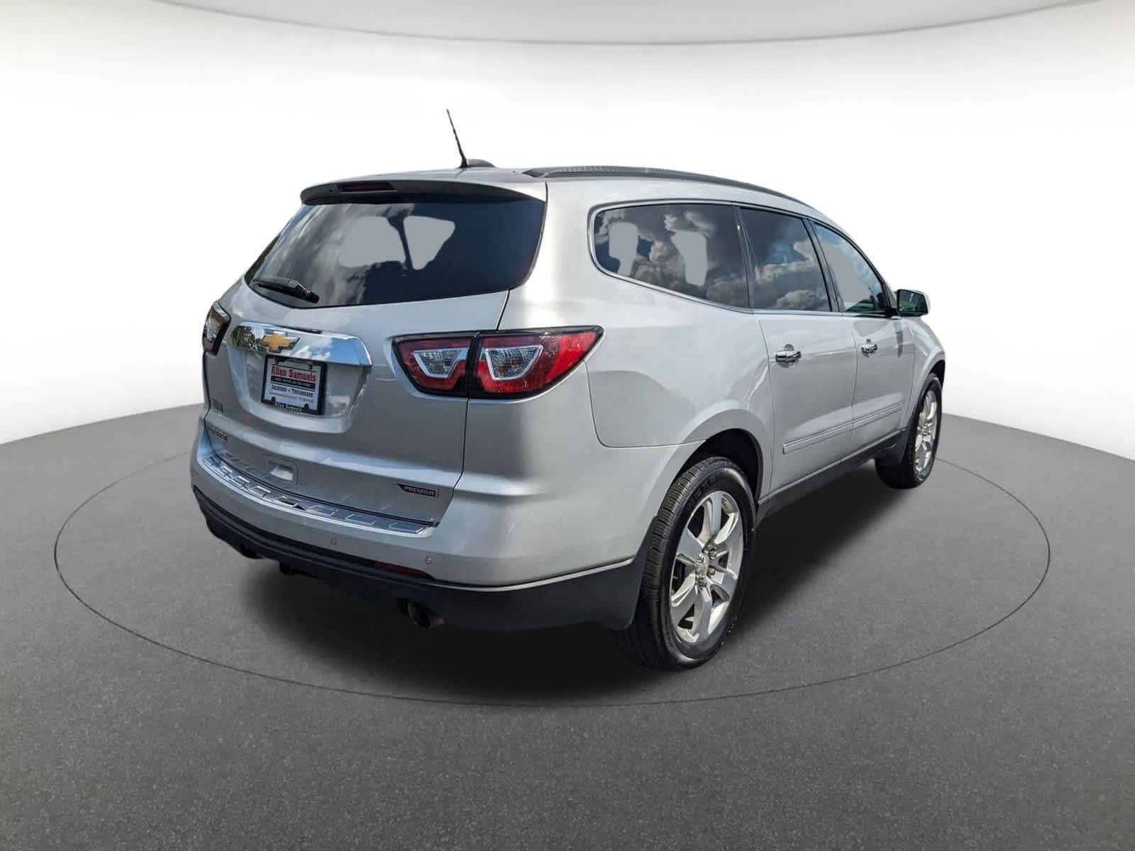 used 2017 Chevrolet Traverse car, priced at $14,900