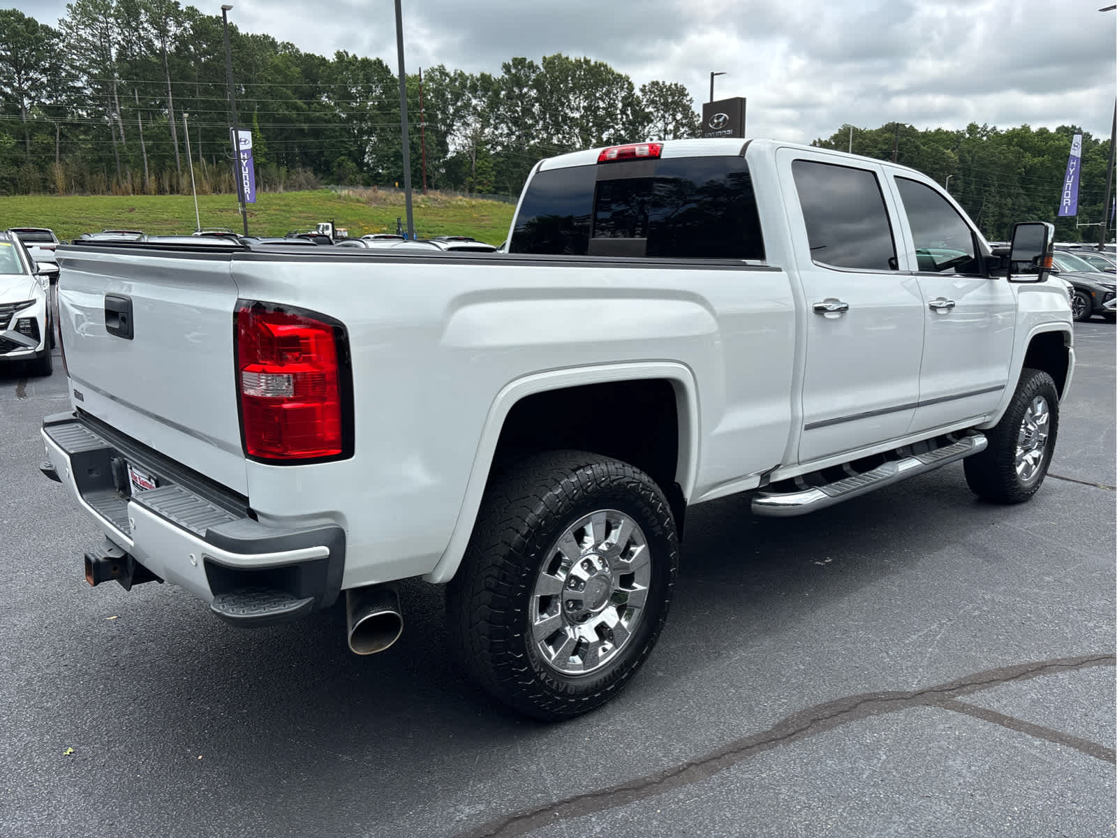 used 2018 GMC Sierra 2500HD car, priced at $47,500