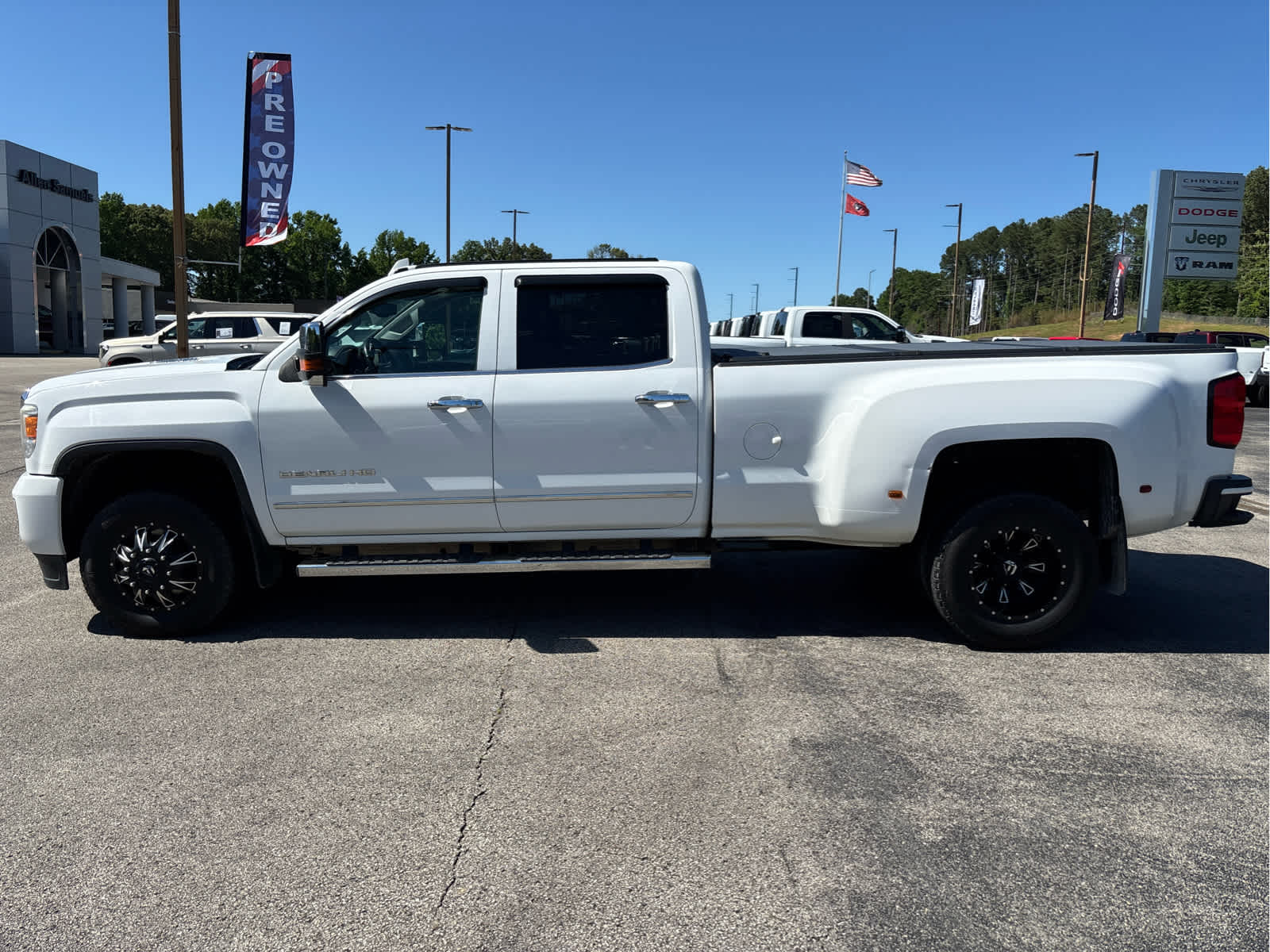 used 2015 GMC Sierra 3500HD car, priced at $35,500