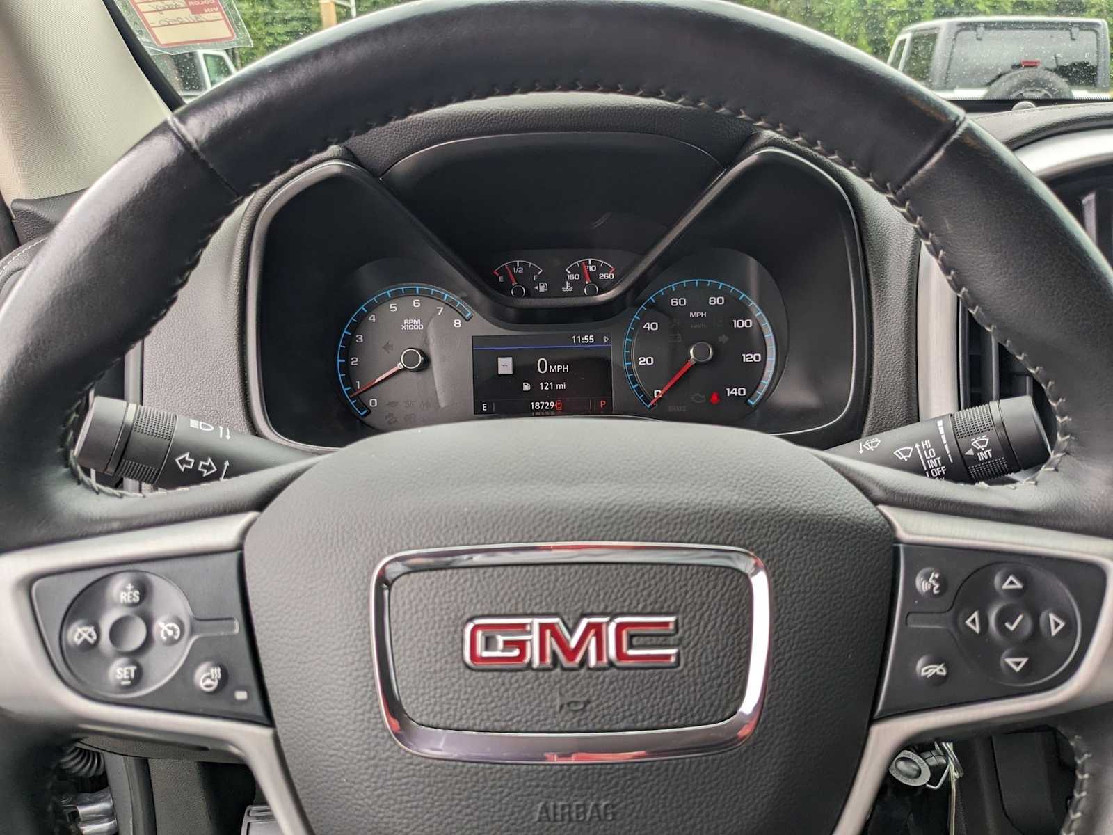 used 2022 GMC Canyon car, priced at $34,900