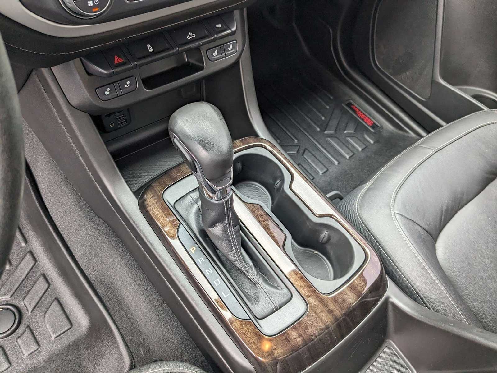 used 2022 GMC Canyon car, priced at $34,900