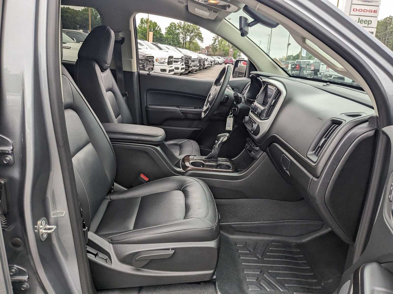 used 2022 GMC Canyon car, priced at $34,900