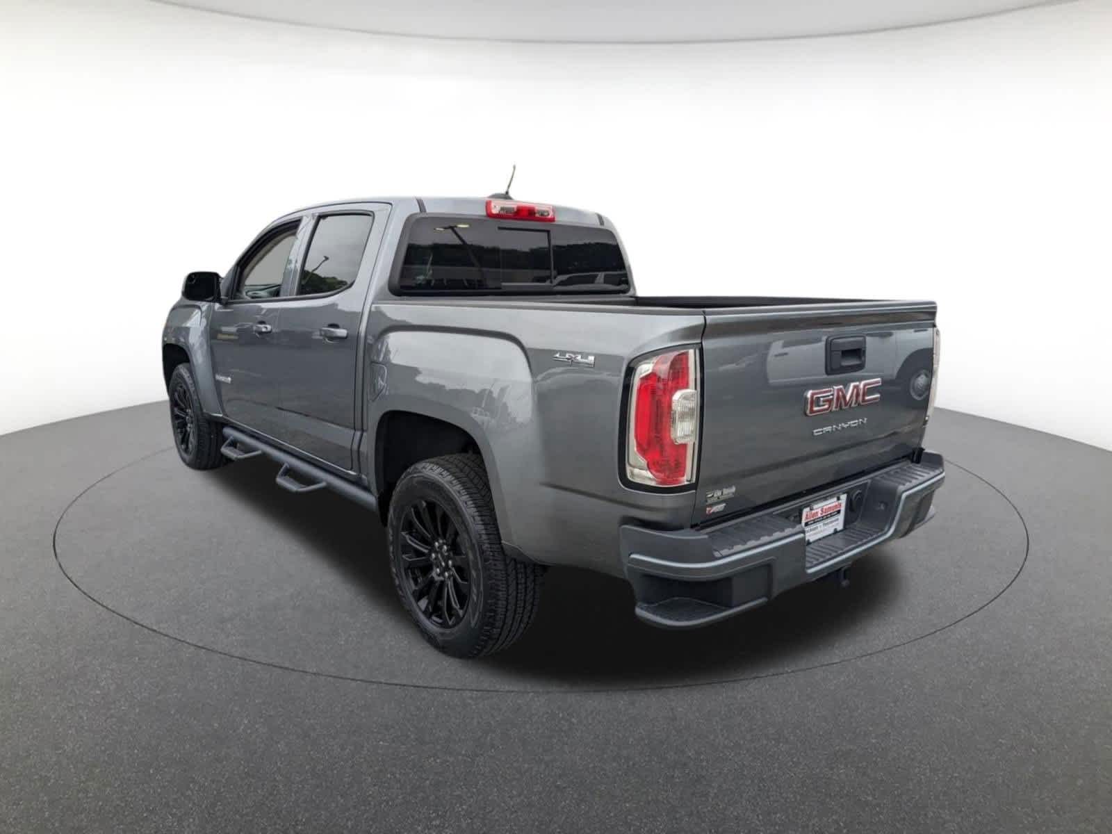 used 2022 GMC Canyon car, priced at $34,900
