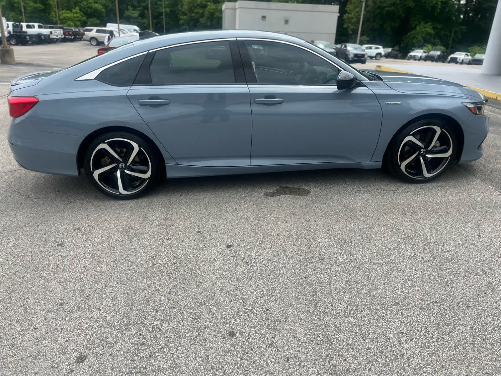 used 2022 Honda Accord Hybrid car, priced at $25,900