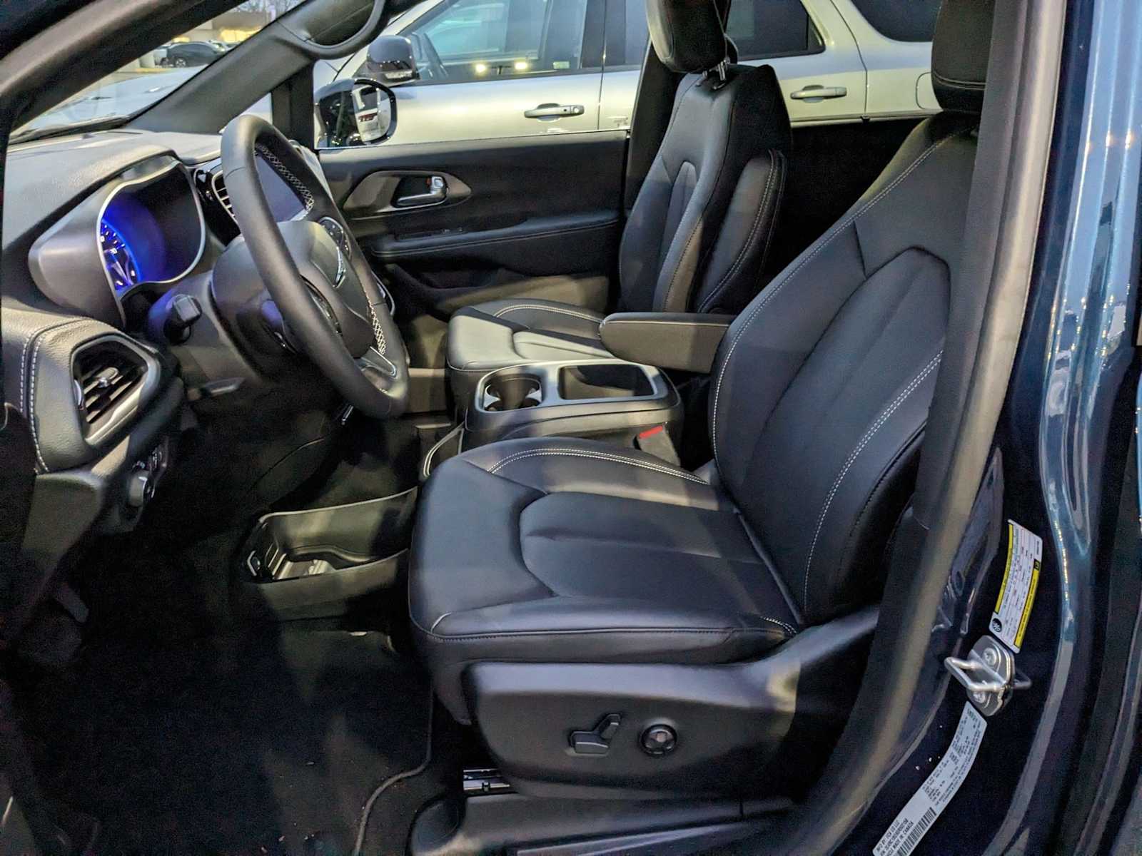 new 2025 Chrysler Pacifica car, priced at $42,720