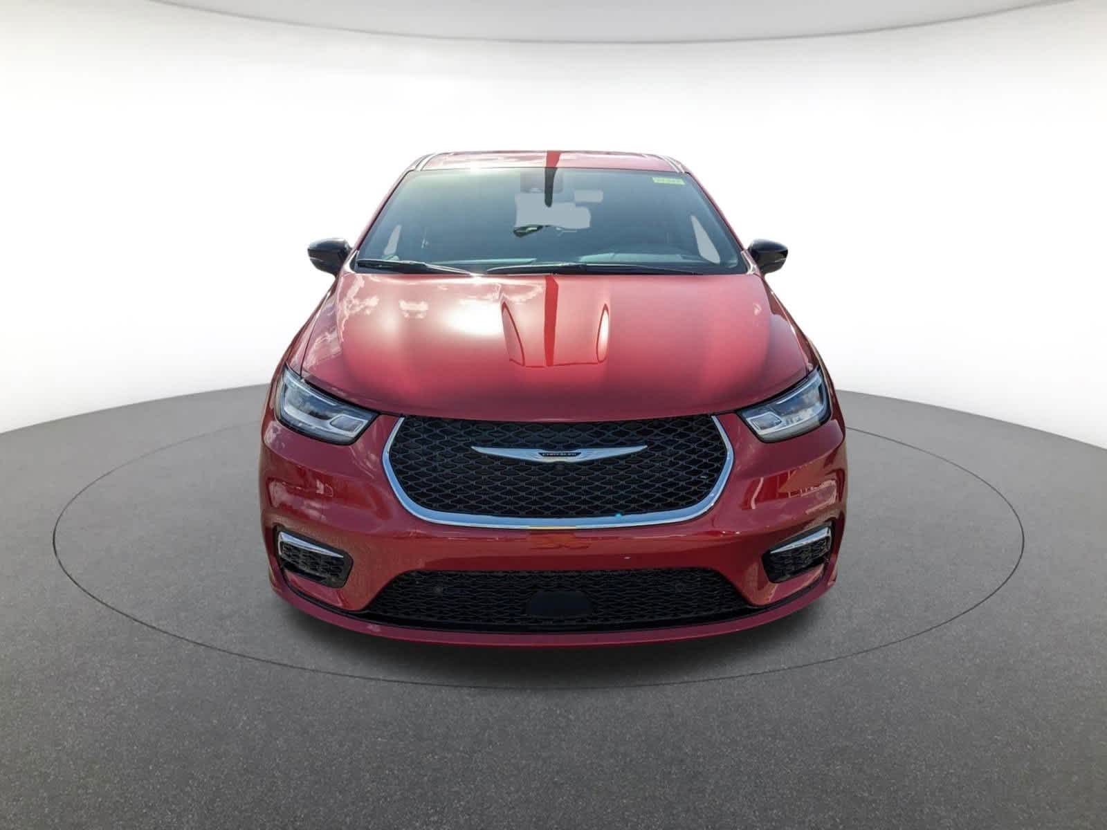 new 2025 Chrysler Pacifica car, priced at $43,893